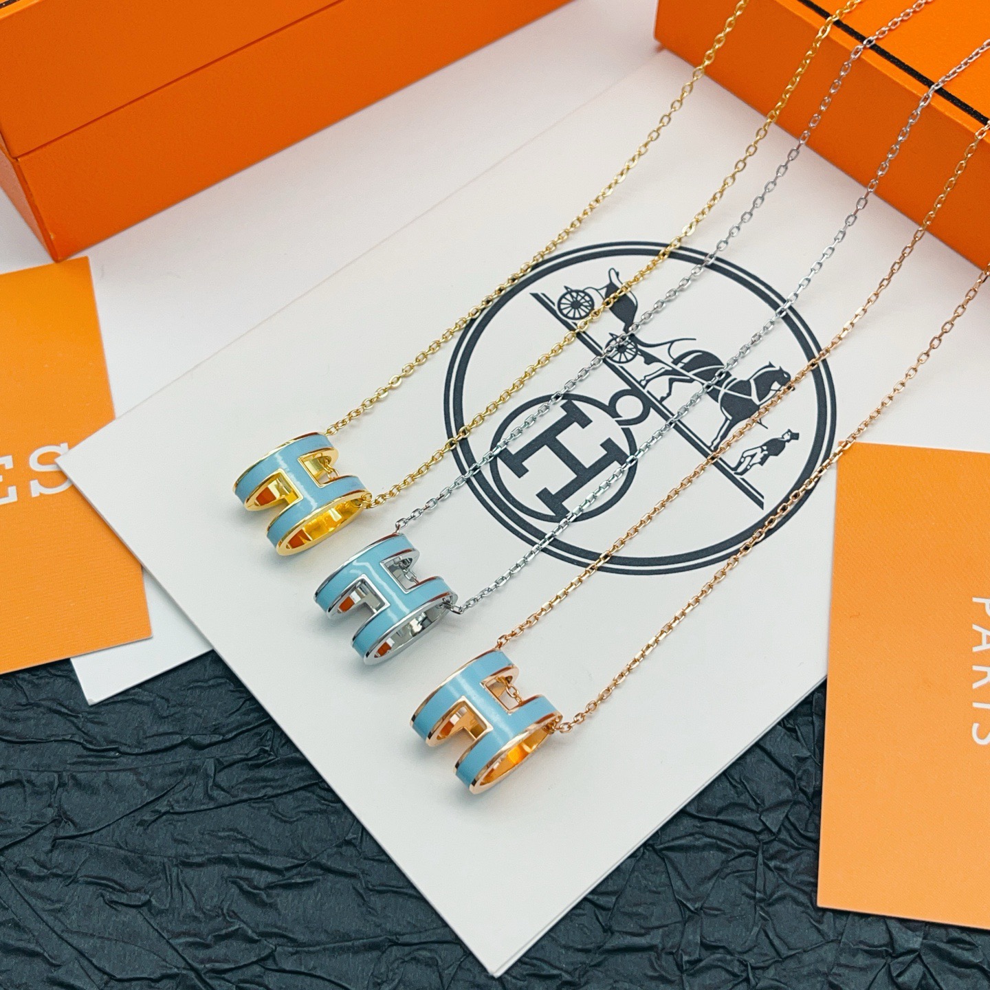 Hermès He@mes爱马仕浅蓝色珐琅金色大号项链只能用无敌形容
