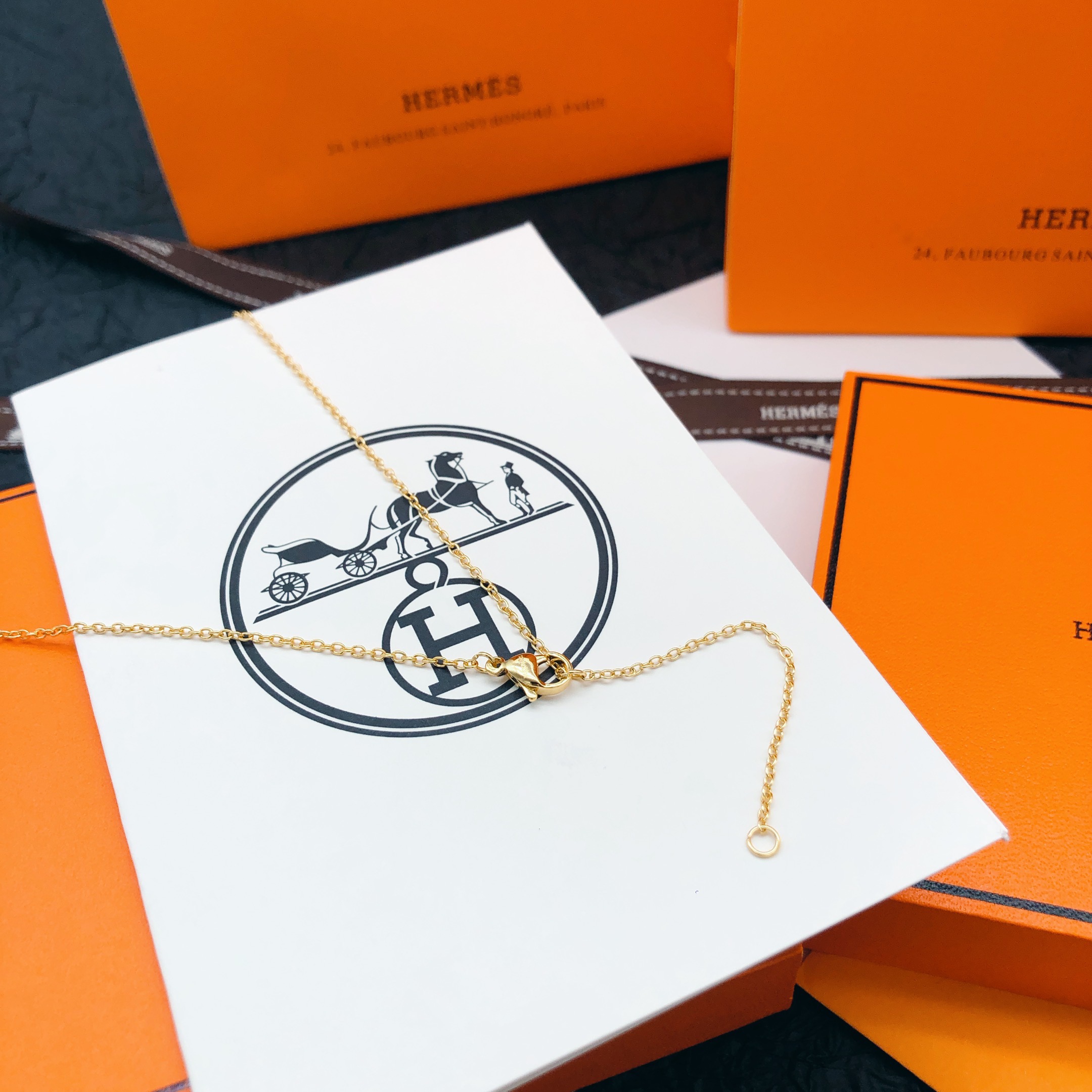 Hermès He@mes爱马仕浅蓝色珐琅金色大号项链只能用无敌形容