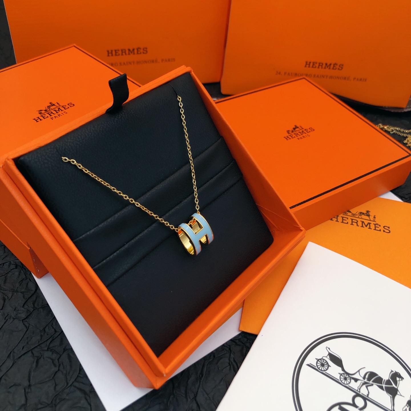 Hermès He@mes爱马仕浅蓝色珐琅金色大号项链只能用无敌形容