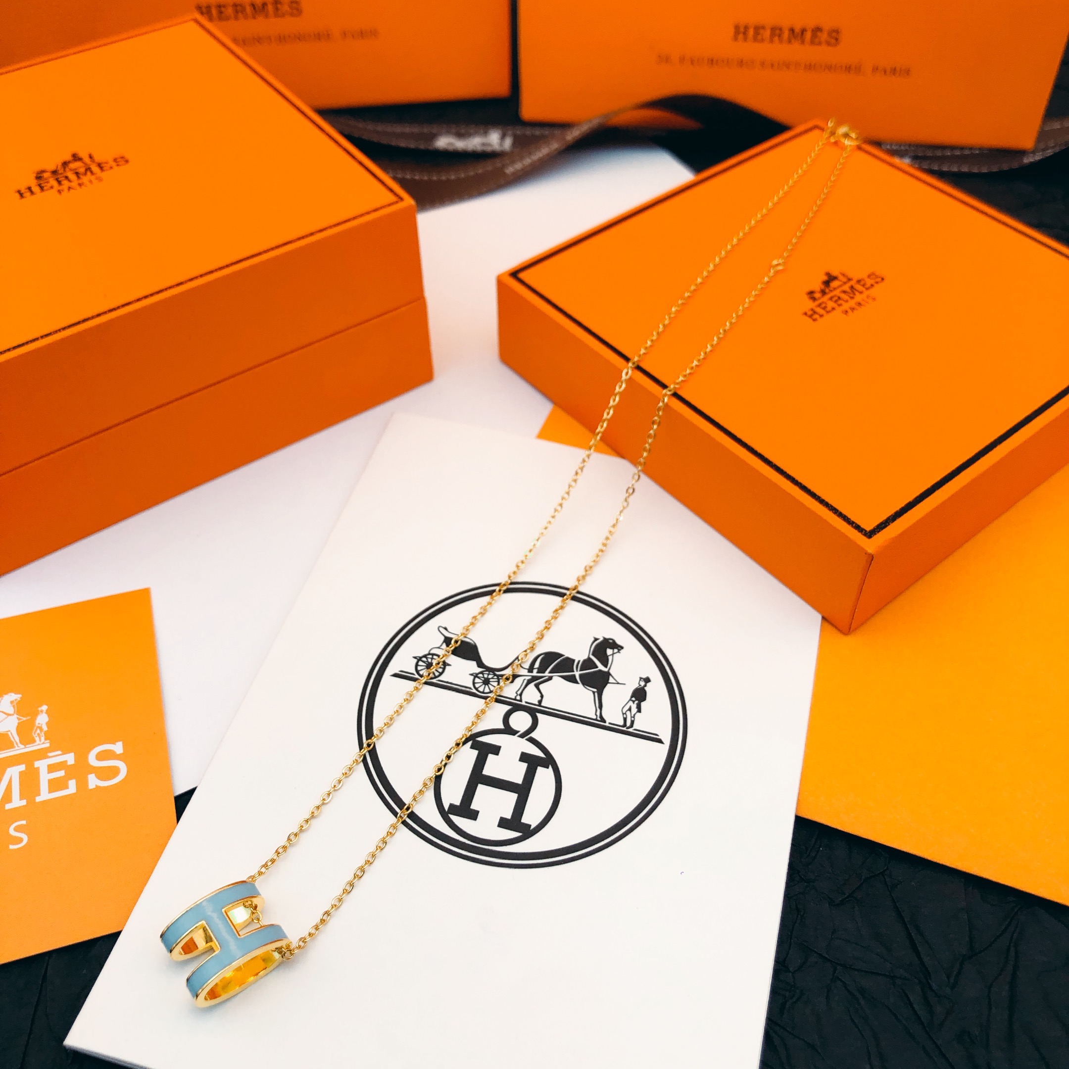 Hermès He@mes爱马仕浅蓝色珐琅金色大号项链只能用无敌形容