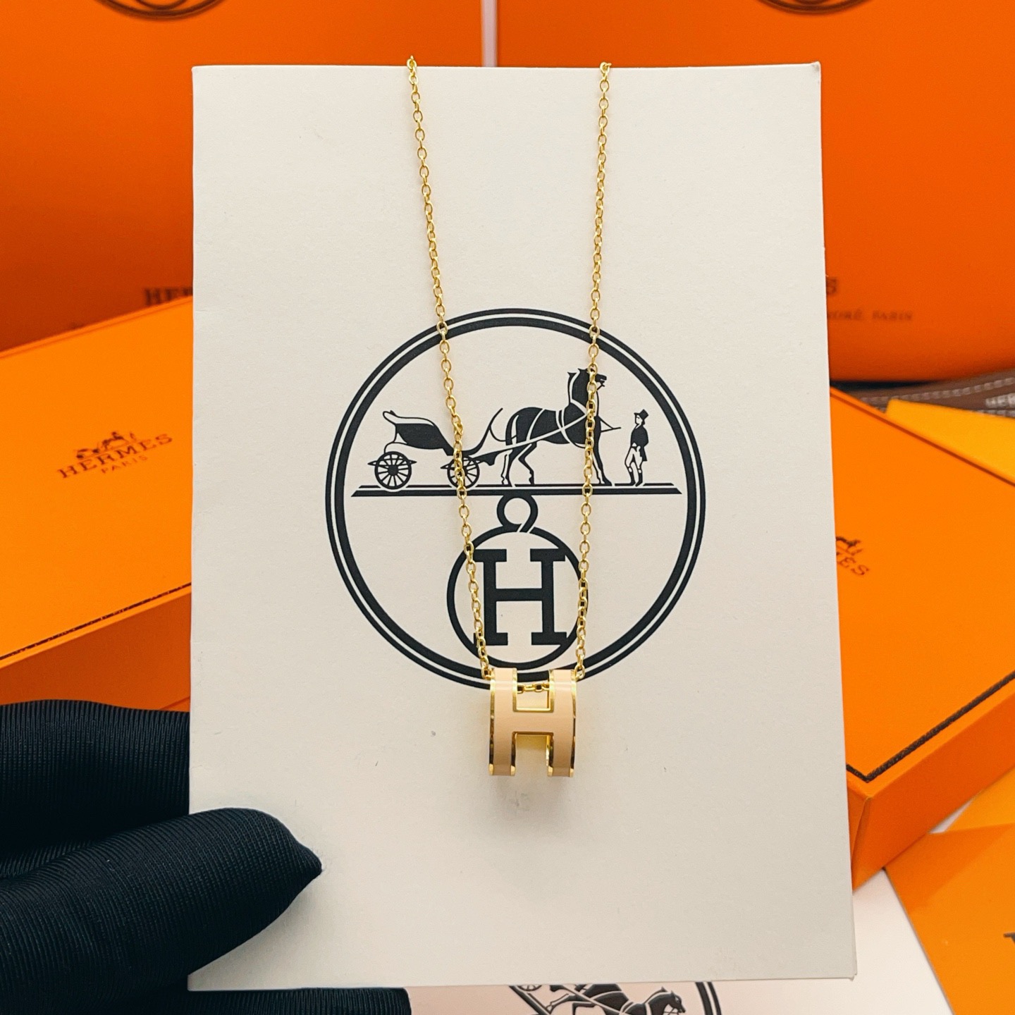 Hermès He@mes爱马仕奶黄色珐琅金色大号项链只能用无敌形容