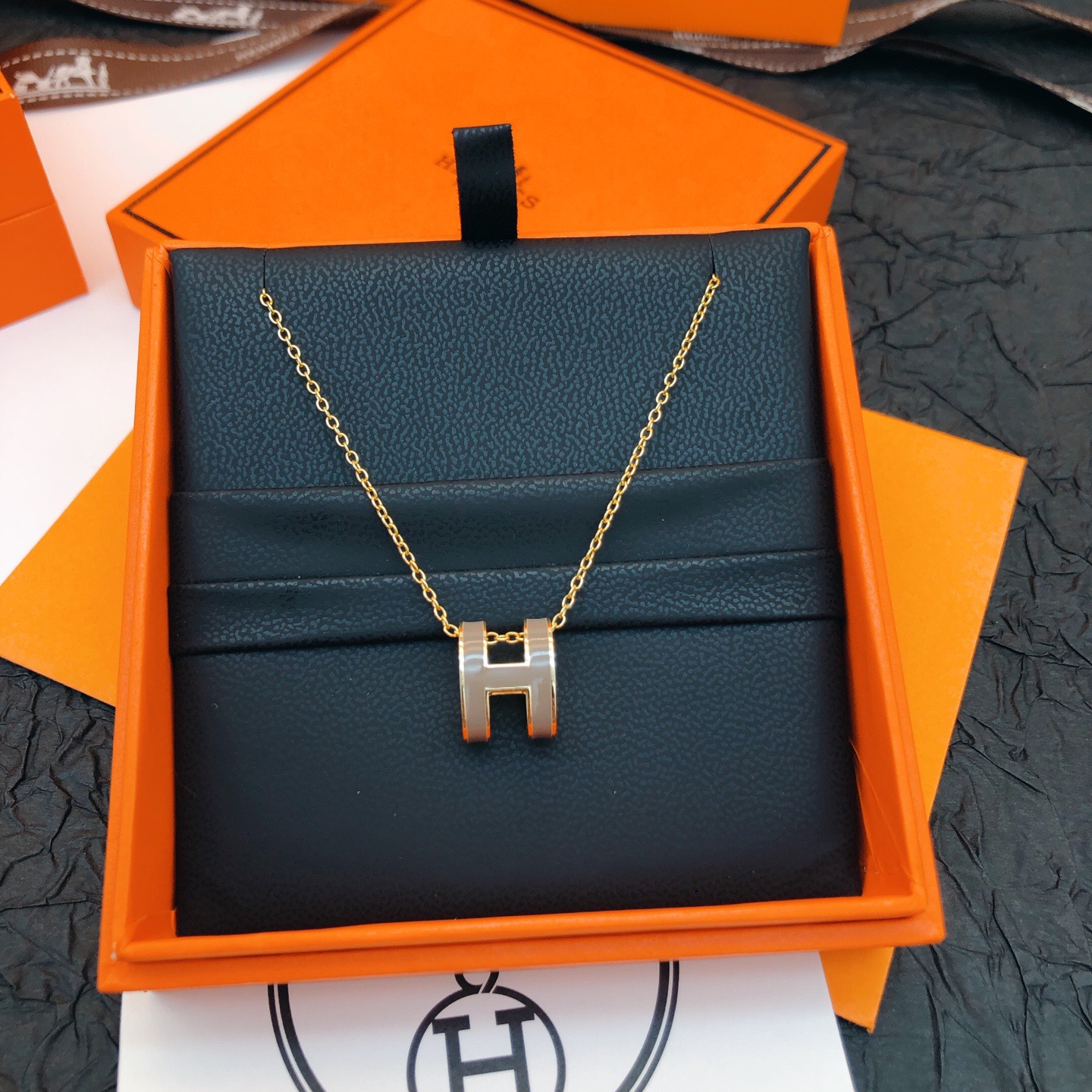 Hermès He@mes爱马仕棕色珐琅金色大号项链只能用无敌形容