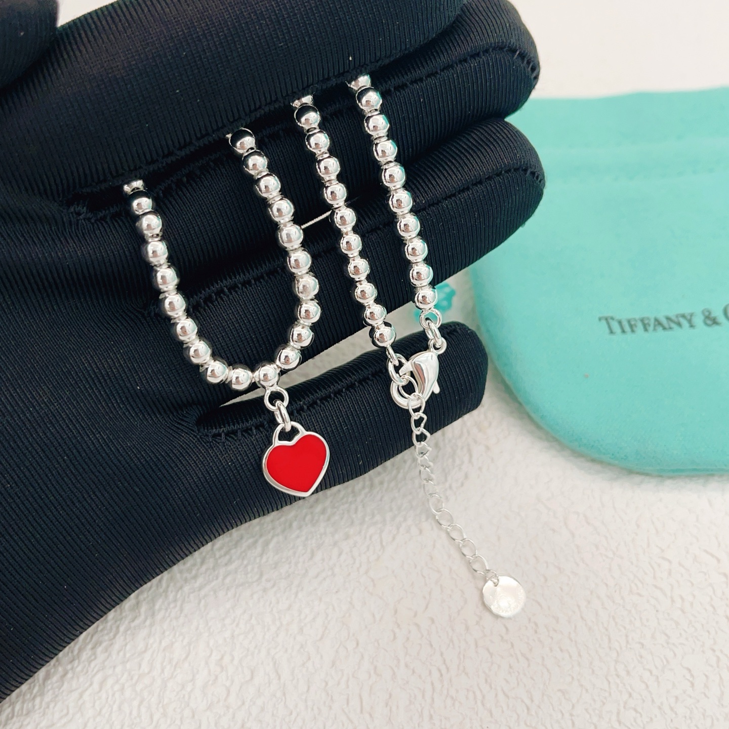 Tiffany & Co. Tiffany*帝芙尼最新款，非常的上镜‼ 设计很特别值得入手 高级手工坊系列