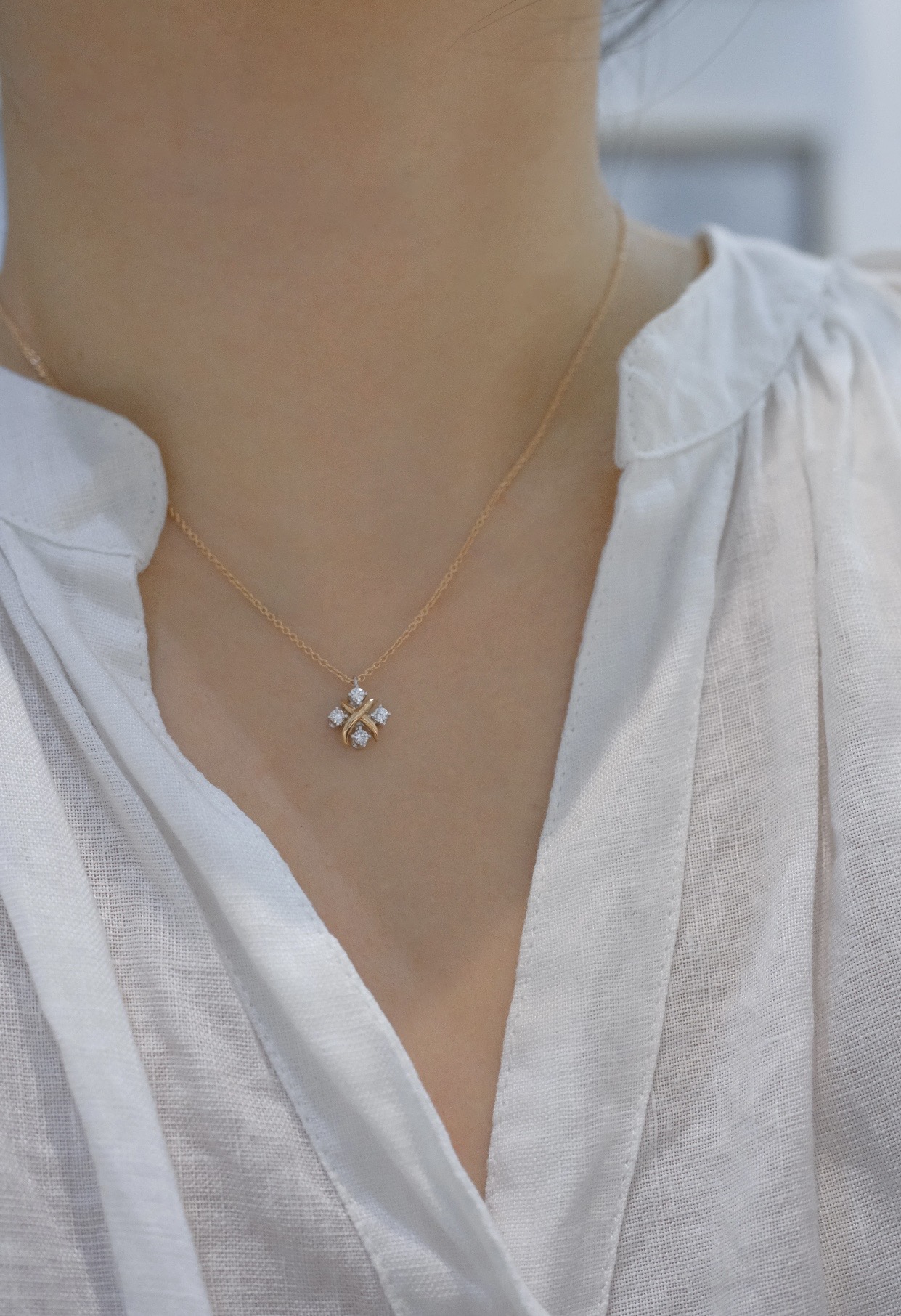 Tiffany & Co. Tiffany*帝芙尼最新款，非常的上镜‼ 设计很特别值得入手 高级手工坊系列
