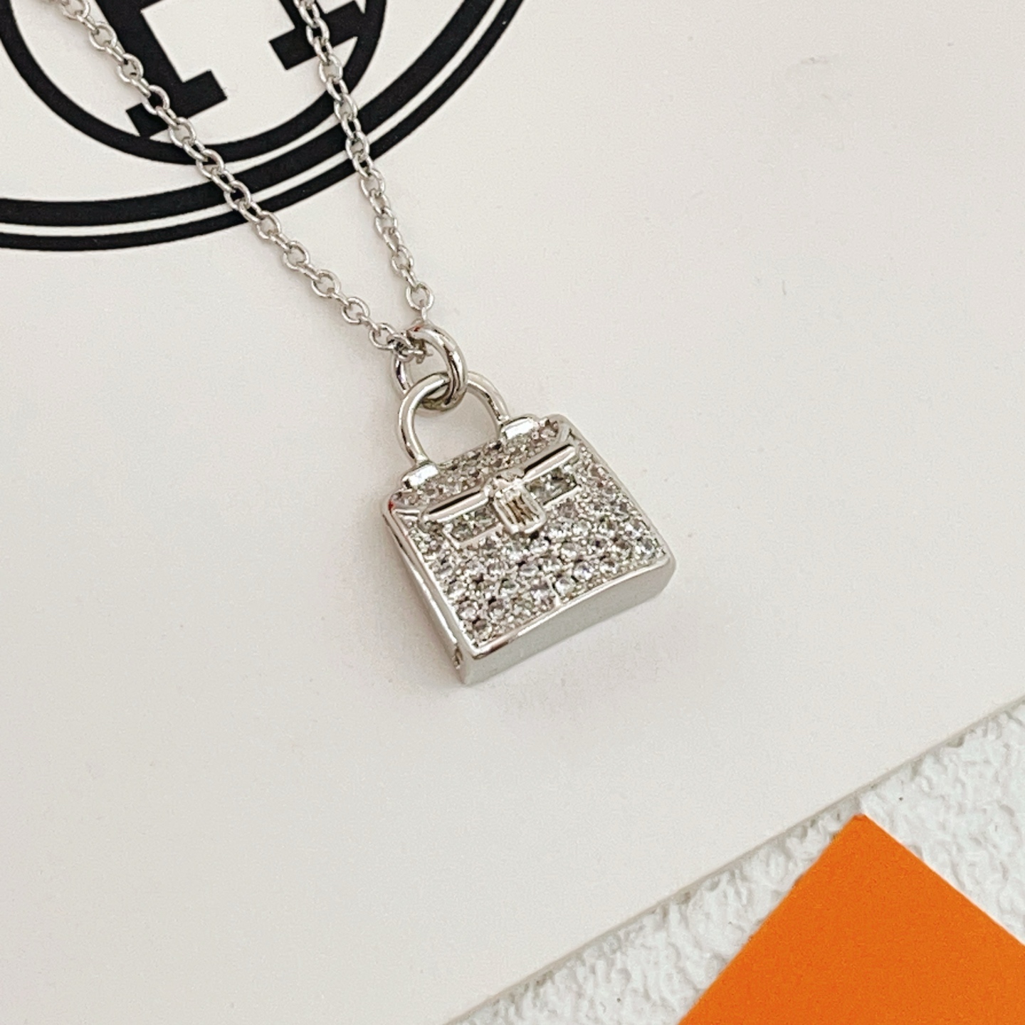 Колье HX124 P55HX124