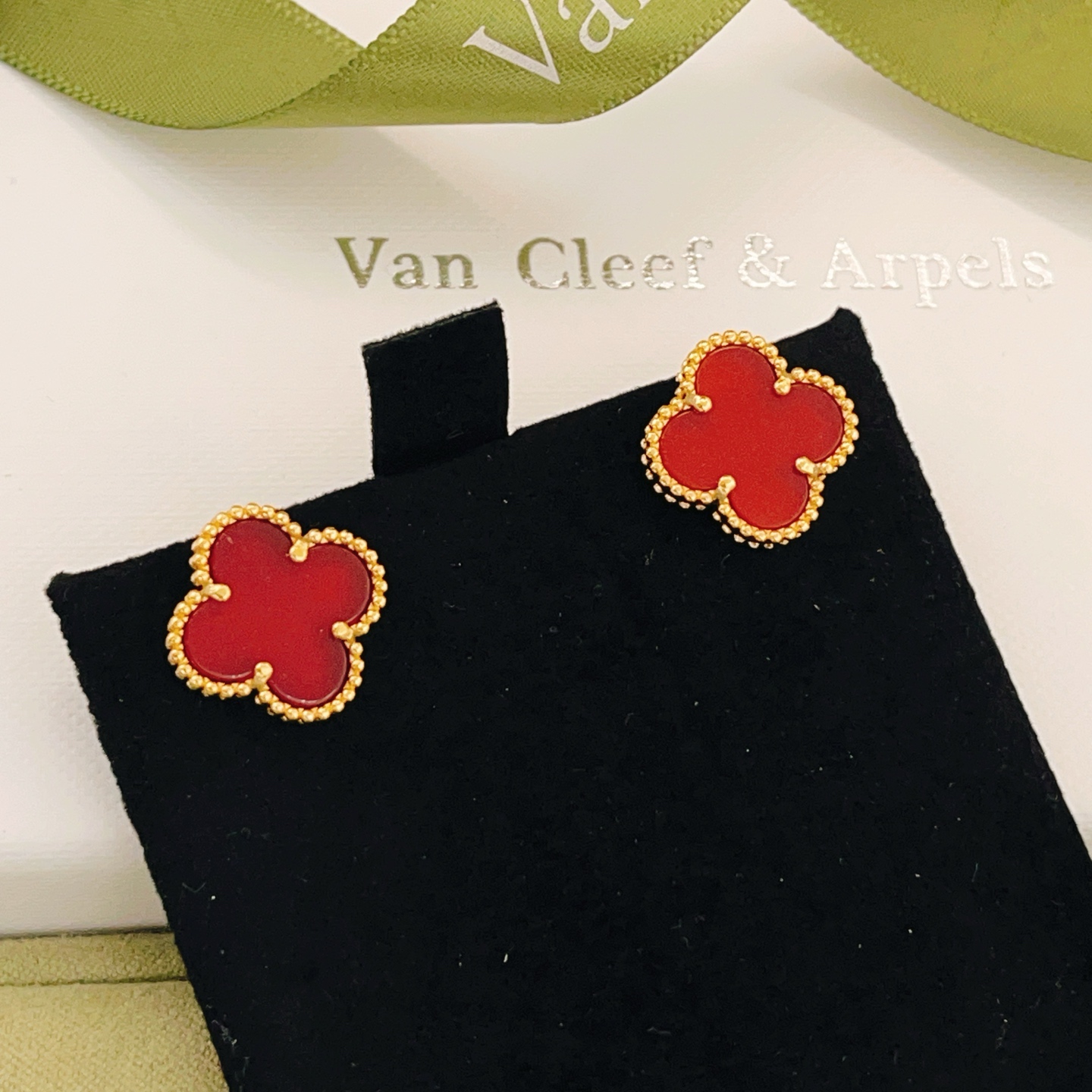 Van Cleef Arpels Alhambra earrings yellow gold metal with carnelian red stone 15mm diameter