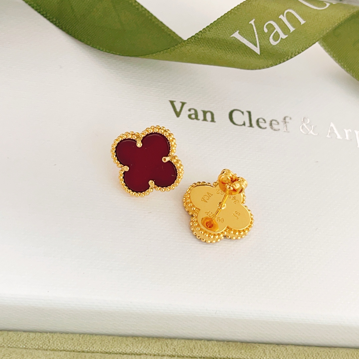 Van Cleef Arpels Alhambra earrings yellow gold metal with carnelian red stone 15mm diameter