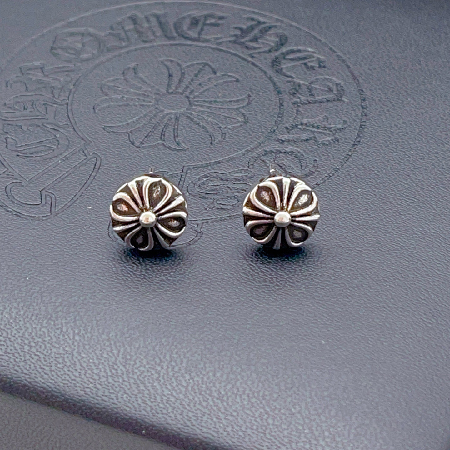 Chrome Hearts 克罗心最新款，非常的上镜‼ 设计很特别值得入手 高级手工坊系列