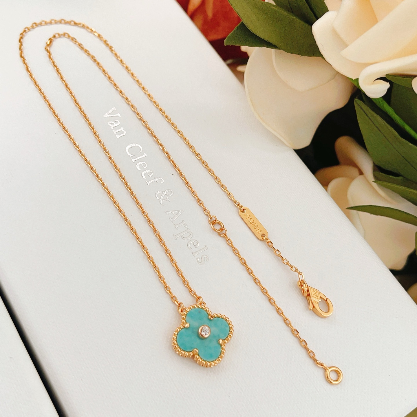 Van Cleef Arpels Alhambra necklace 18K yellow gold turquoise diamond 42cm