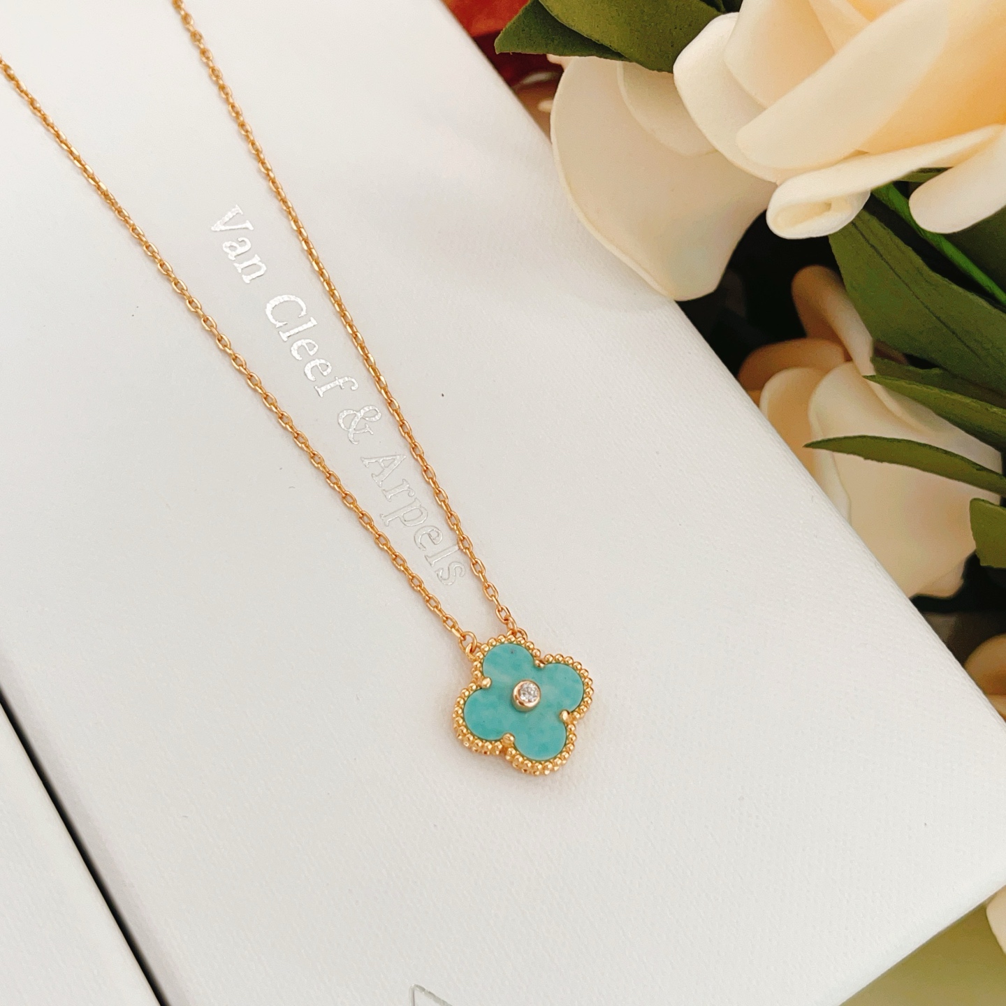 Van Cleef Arpels Alhambra necklace 18K yellow gold turquoise diamond 42cm