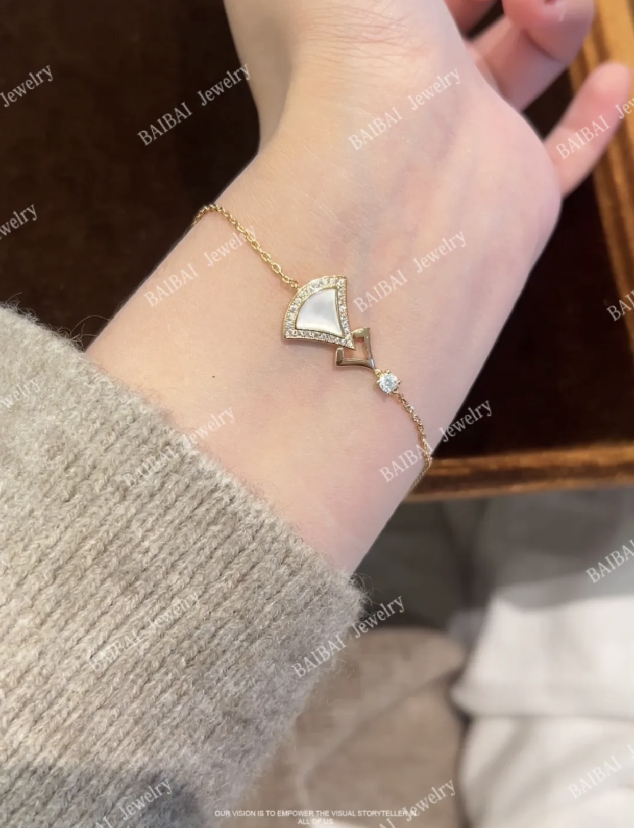 Bvlgari BVLGARI最新款，非常的上镜‼ 设计很特别值得入手 高级手工坊系列
