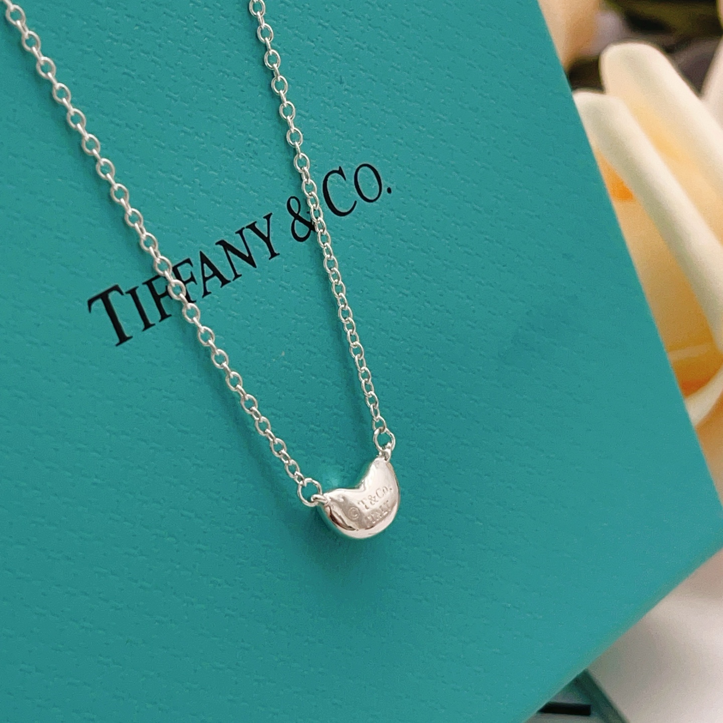 Tiffany & Co. Tiffany*帝芙尼最新款，非常的上镜‼ 设计很特别值得入手 高级手工坊系列
