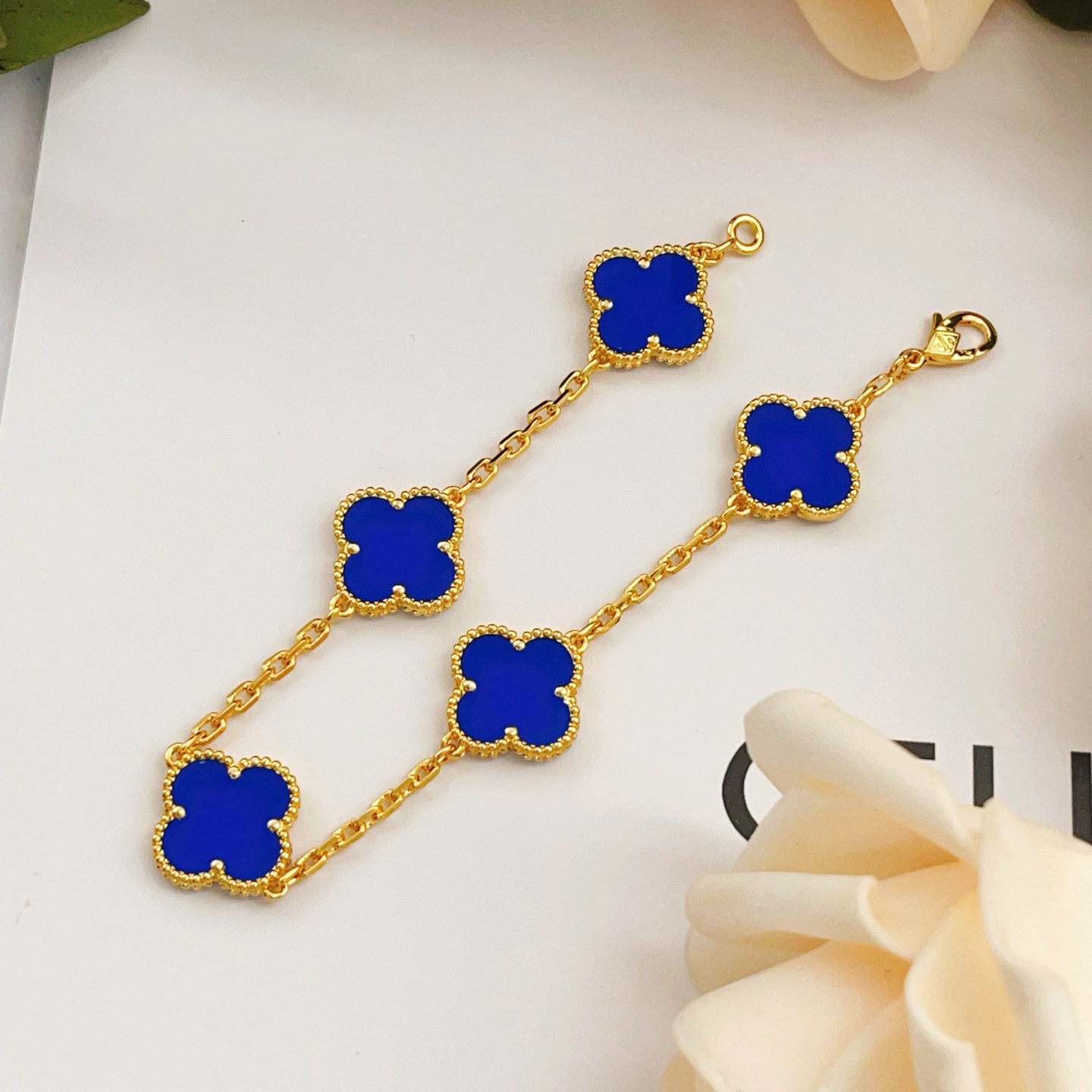 Pulsera Van Cleef Arpels Alhambra Oro amarillo con motivos de tréboles de lapislázuli azul 18cm