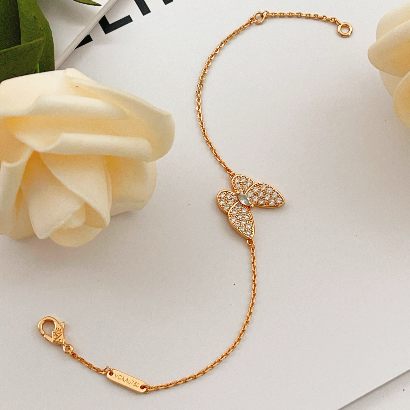 Van Cleef Arpels Pulsera Two Butterfly Oro rosa con diamantes transparentes 17cm