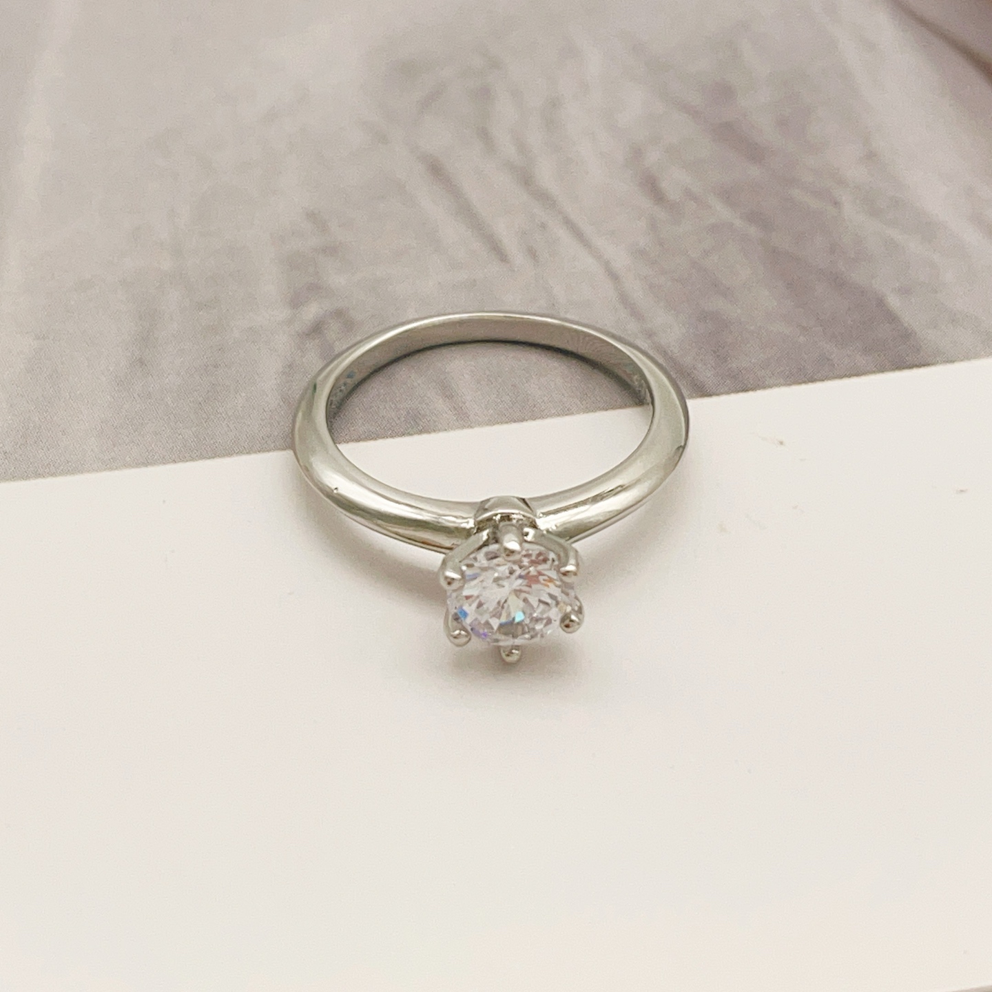 Tiffany & Co. Tiffany*帝芙尼最新款，非常的上镜‼ 设计很特别值得入手 高级手工坊系列
