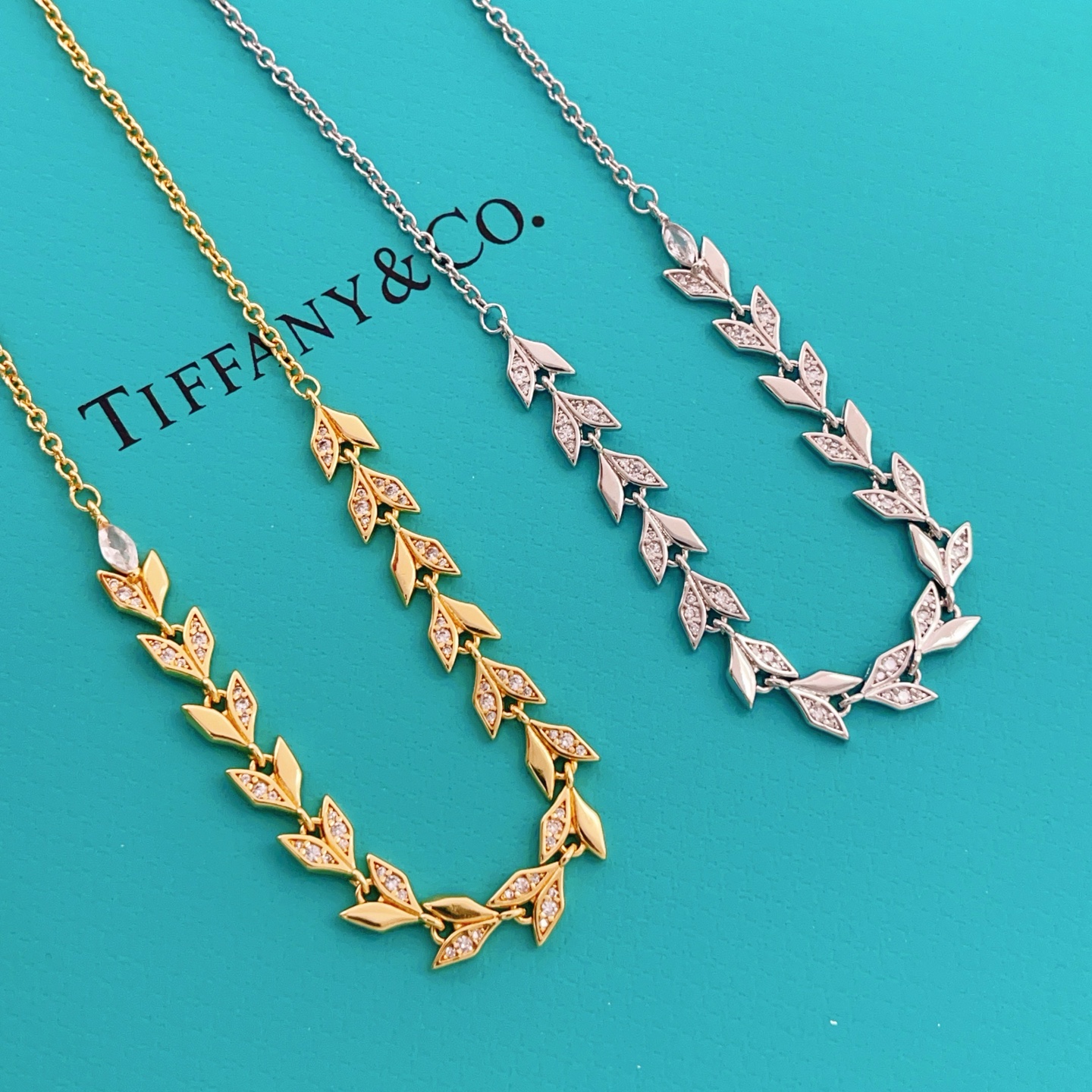 Tiffany & Co. Tiffany*帝芙尼最新款，非常的上镜‼ 设计很特别值得入手 高级手工坊系列