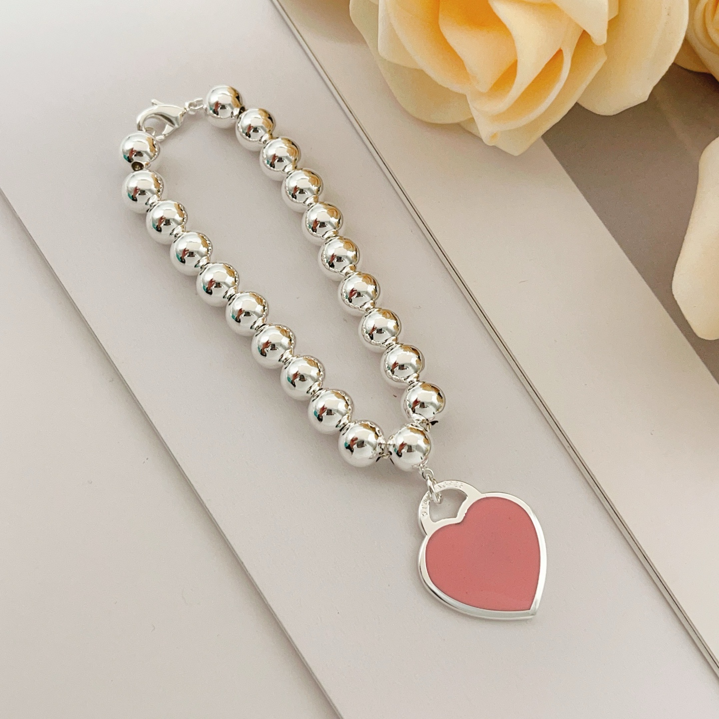Tiffany & Co. Tiffany*帝芙尼最新款 银色粉爱心手链一致ZP黄铜材质