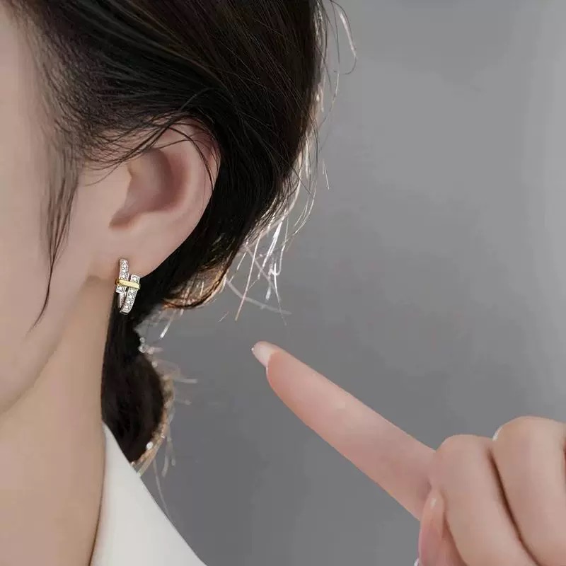 Tiffany & Co. Tiffany*帝芙尼最新款，非常的上镜‼ 设计很特别值得入手 高级手工坊系列