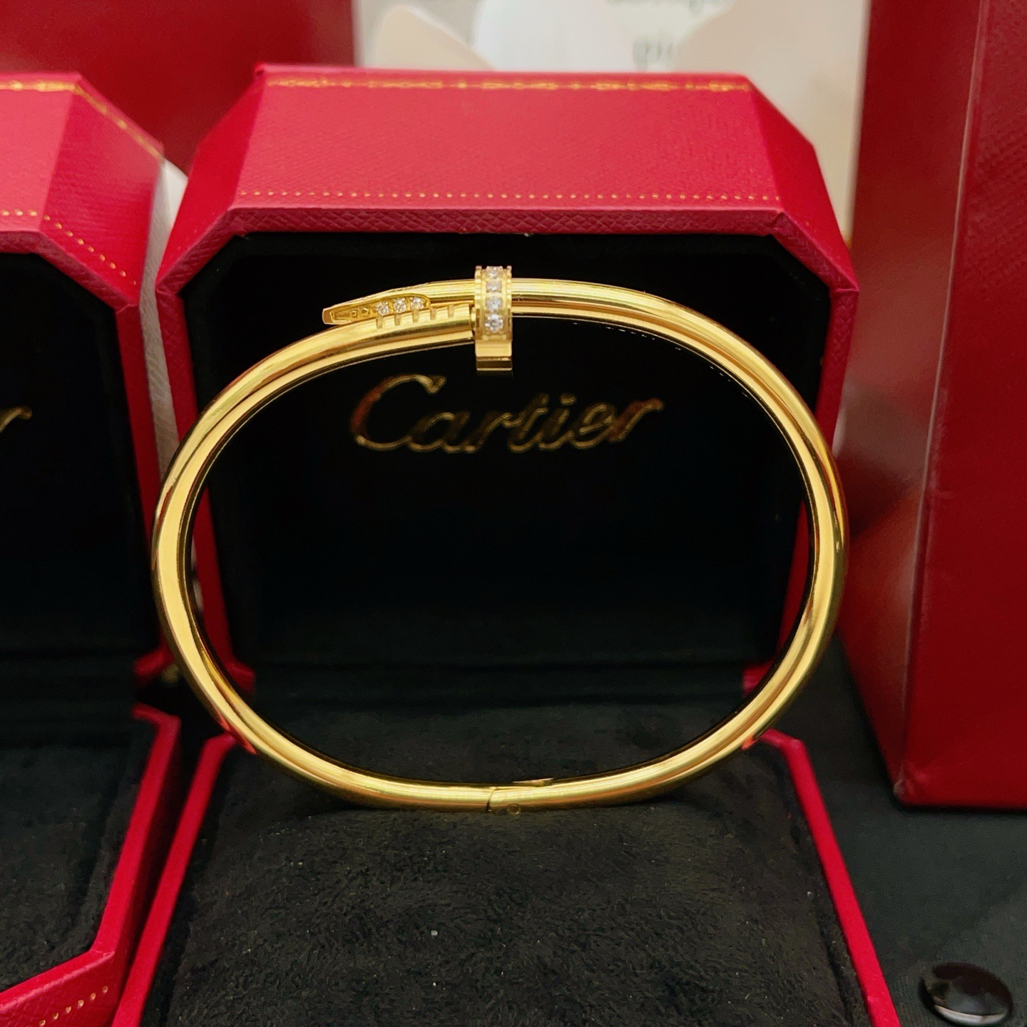 Loewe Haute Couture Haute Couture Fine Jewelry Necklace Bracelet Ring