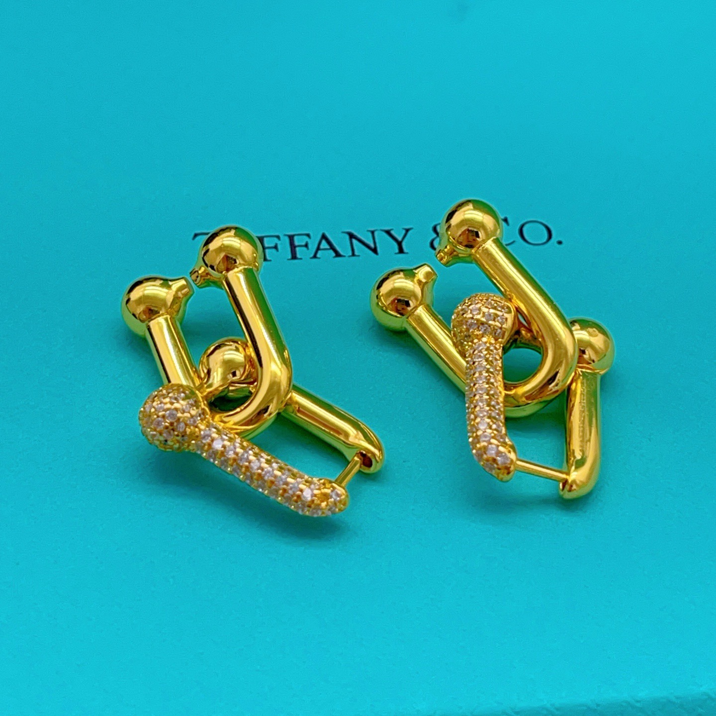 Tiffany & Co. Tiffany*帝芙尼最新款 U型金色耳钉一致ZP黄铜材质
