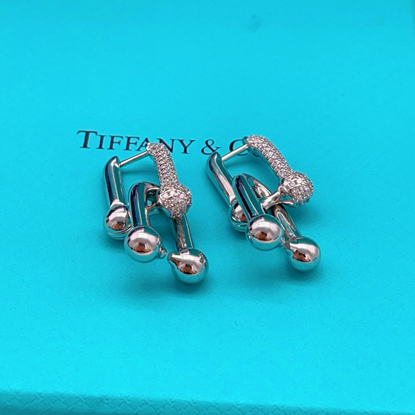 Tiffany & Co. Tiffany*帝芙尼最新款 U型银色耳钉一致ZP黄铜材质