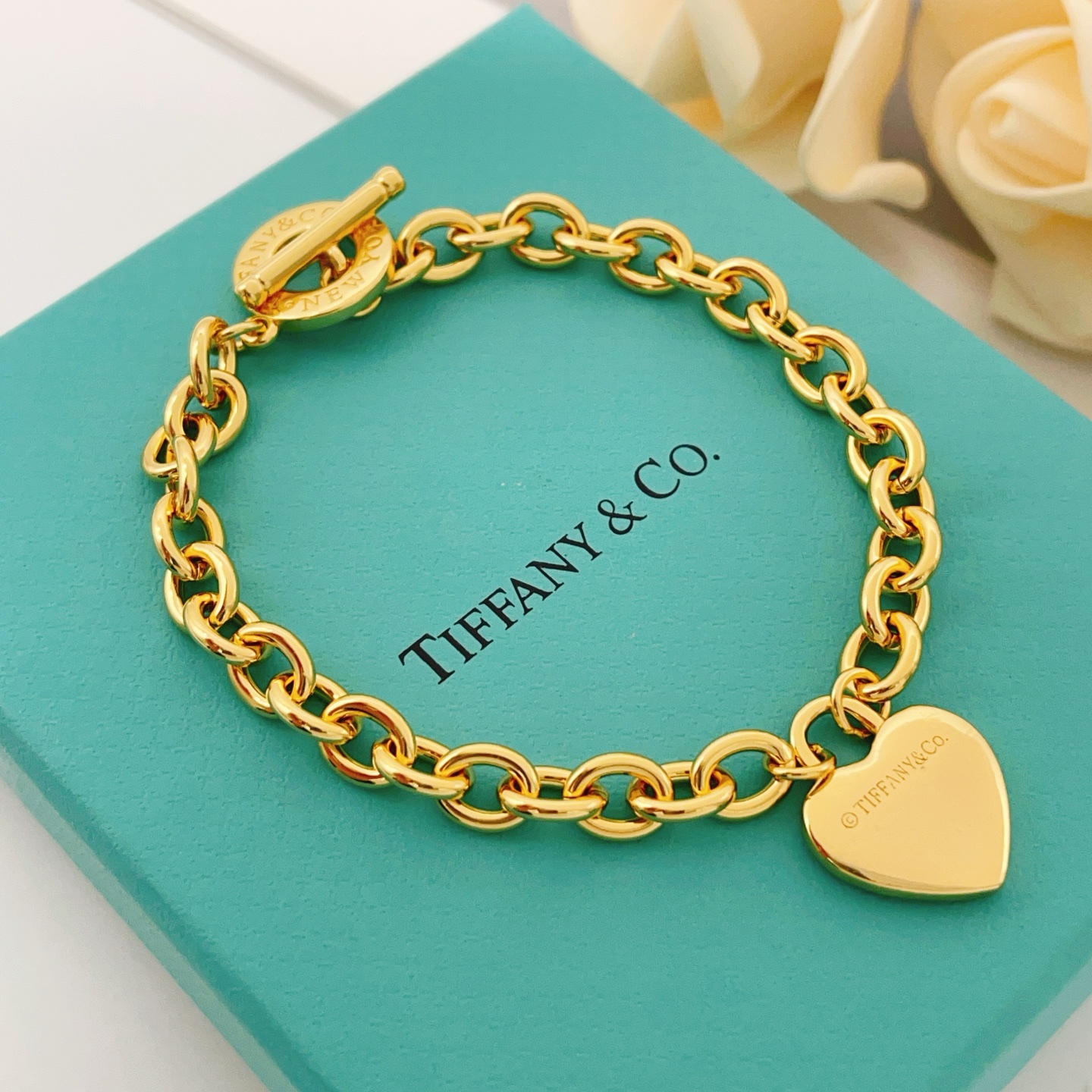 Tiffany & Co. Tiffany*帝芙尼最新款 金色光面爱心手链一致ZP黄铜材质