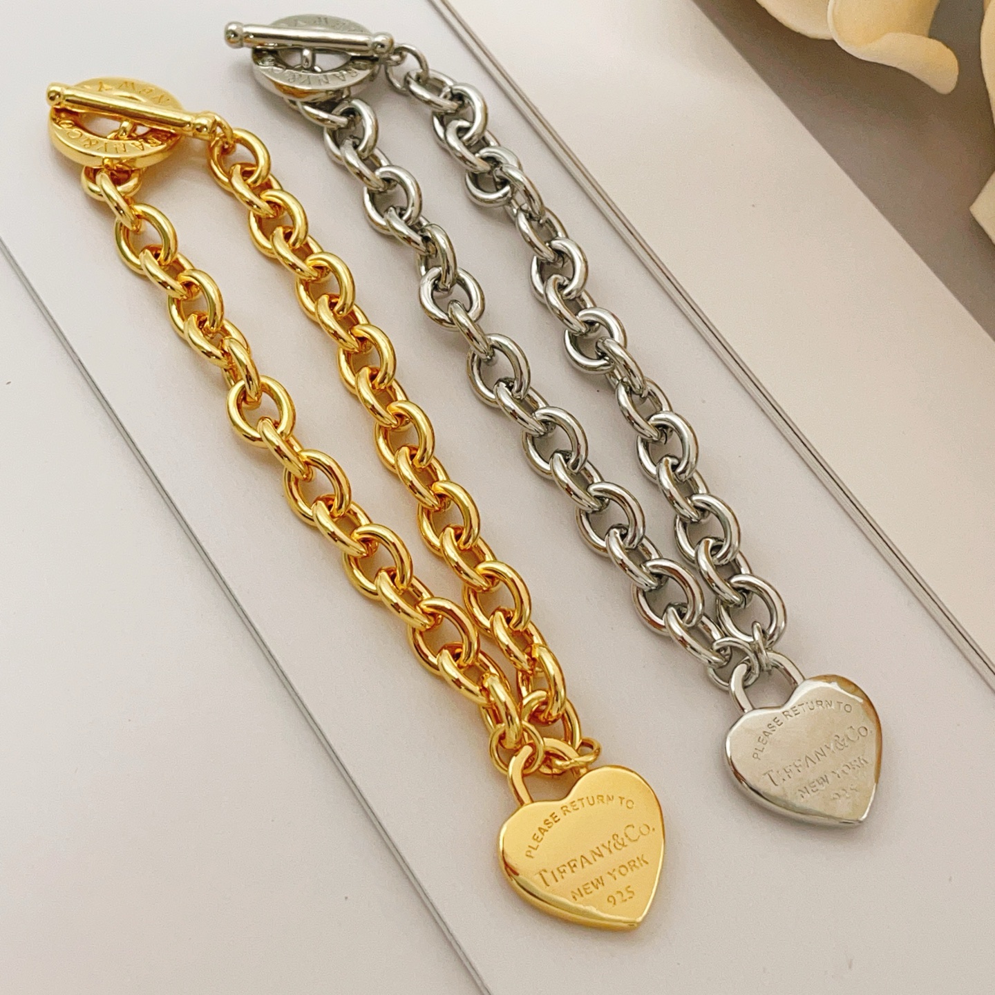 Tiffany & Co. Tiffany*帝芙尼最新款 金色光面爱心手链一致ZP黄铜材质