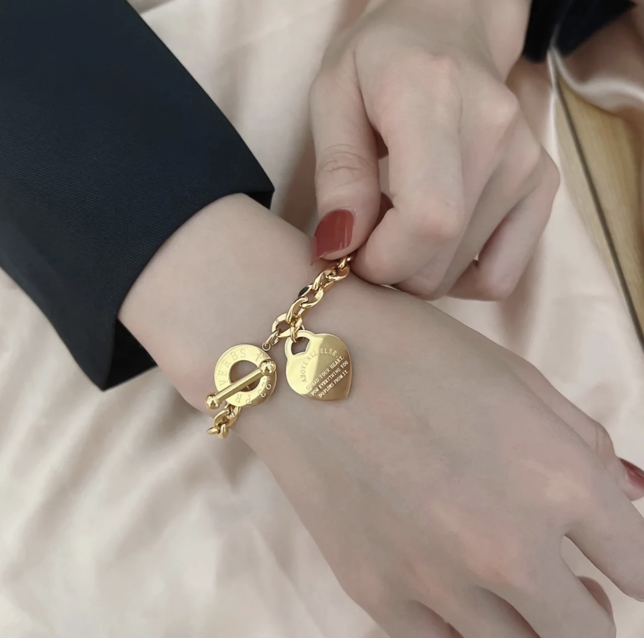 Tiffany & Co. Tiffany*帝芙尼最新款 金色光面爱心手链一致ZP黄铜材质