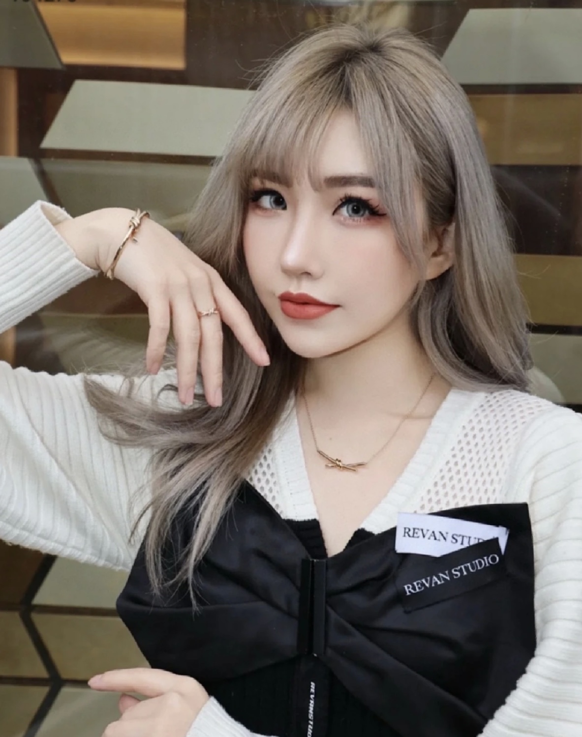 【Tiffany*帝芙尼最新款🆕🆕玫瑰金绳结手镯】一致官网黄铜材质，非常的上镜‼️设计很特别值得入手。高