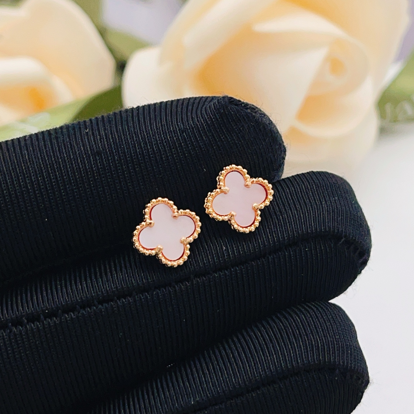 Van Cleef & Arpels Haute Couture Haute Joaillerie Fine Jewelry Earrings 6