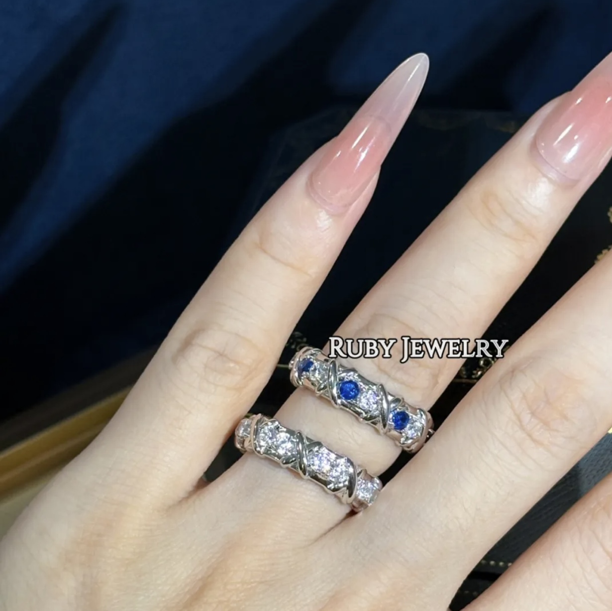 Tiffany & Co. Tiffany*帝芙尼最新款，非常的上镜‼ 设计很特别值得入手 高级手工坊系列