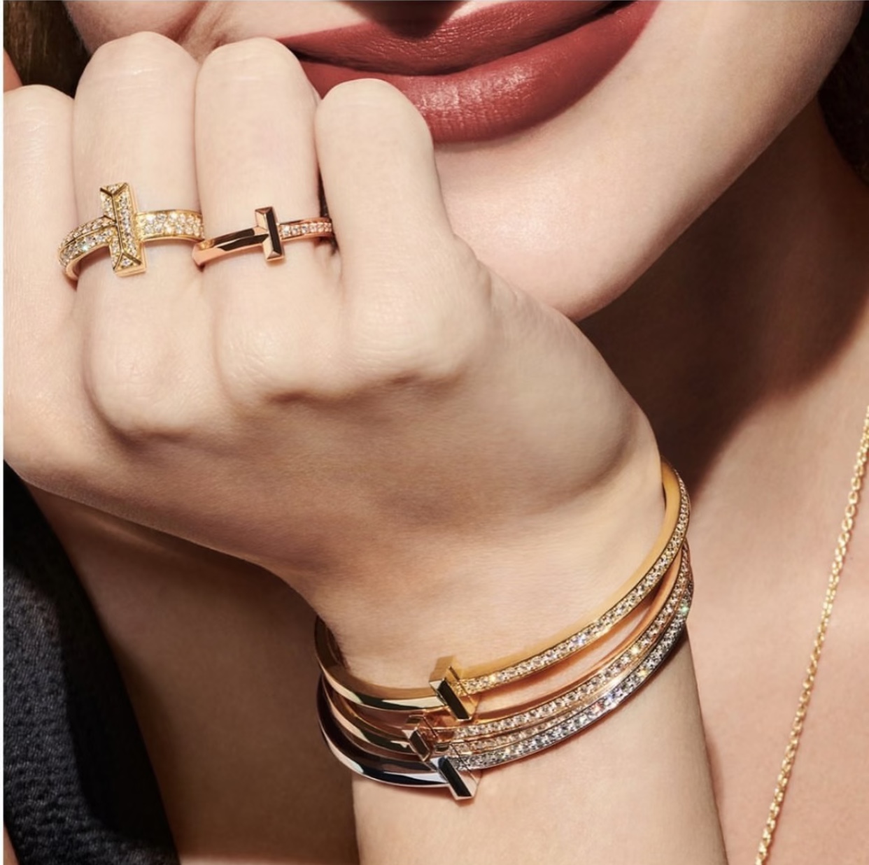 Tiffany & Co. Tiffany*帝芙尼最新款，非常的上镜‼ 设计很特别值得入手 高级手工坊系列