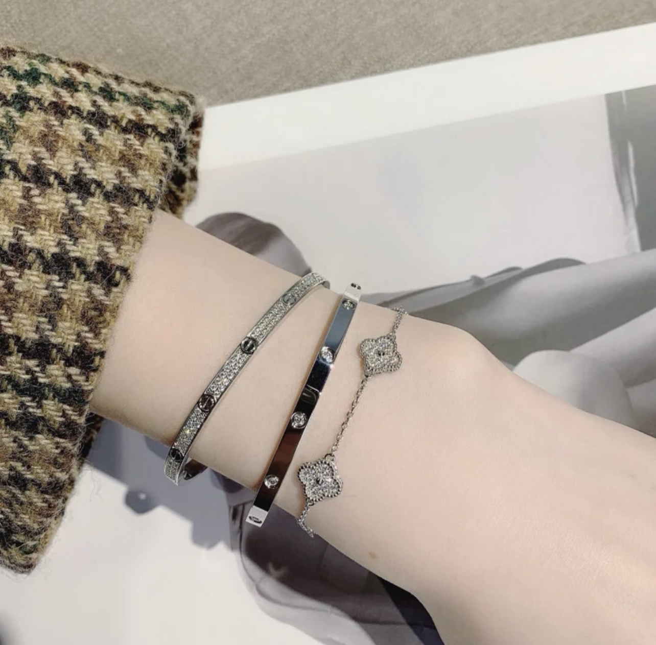 KZ015银色KZ016玫瑰金KZ017金色大小尺寸:17码，细版【Cartie*最新款🆕🆕三色满天星手