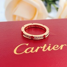 大小尺寸:6号、7号、8号【Cartie*最新款🆕🆕玫瑰金半边镶钻戒指】一致官网黄铜材质,非常的上镜‼️ 大小尺寸:6号、7号、8号【Cartie*最新款🆕🆕玫瑰金半边镶钻戒指】一致官网黄铜材质,非常的上镜‼️