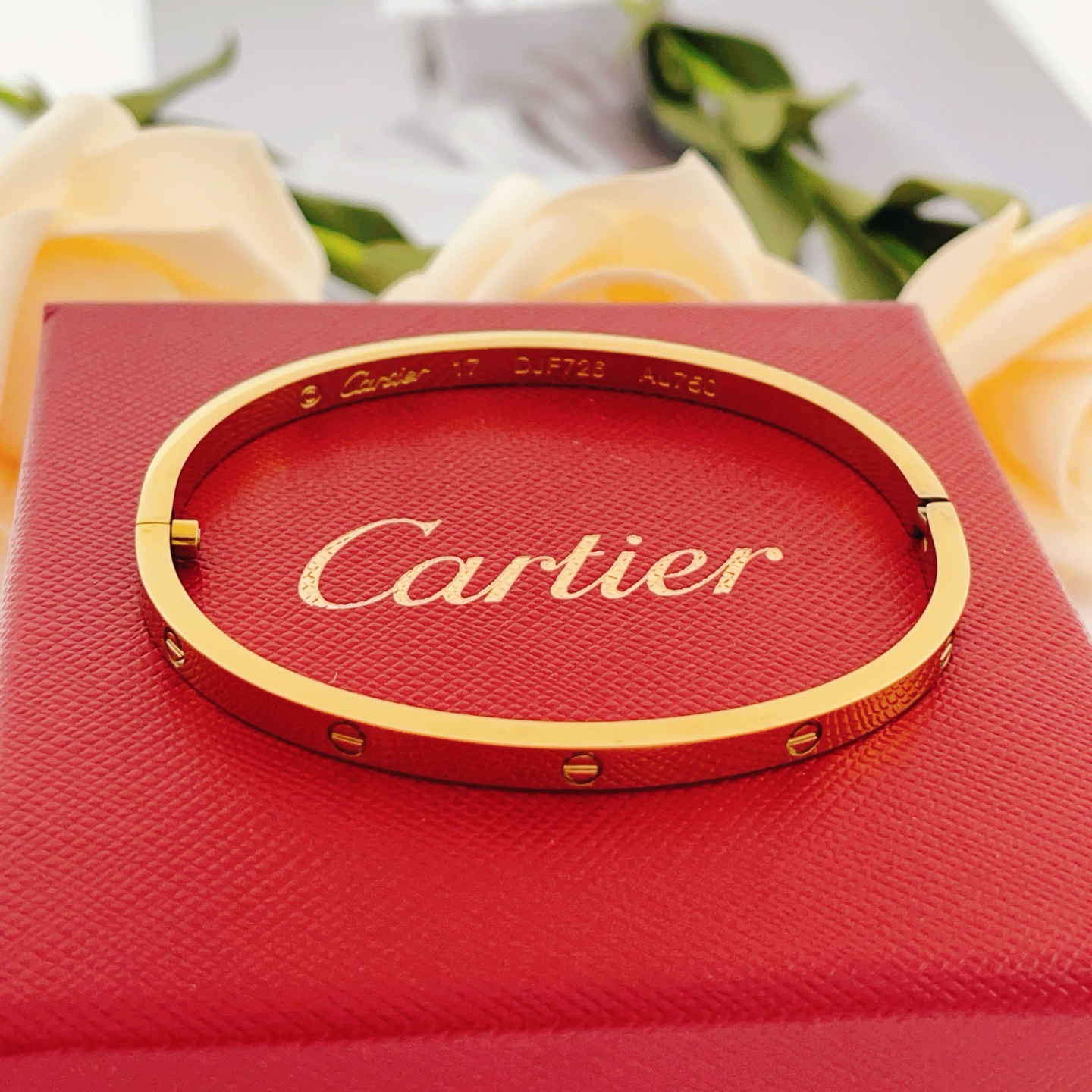 Cartier Cartie*最新款，非常的上镜‼ 设计很特别值得入手 高级手工坊系列