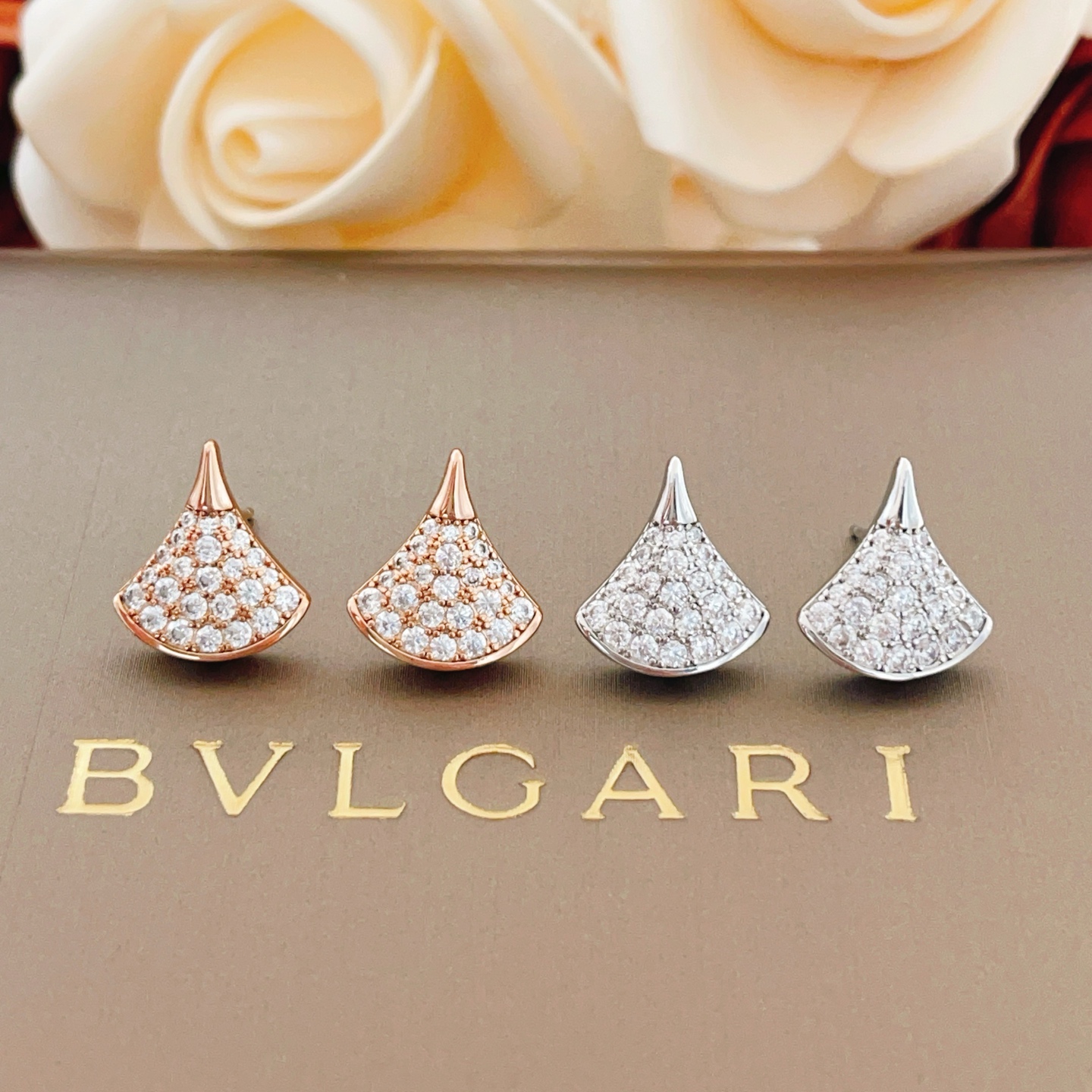 Bvlgari BVLGARI最新款，非常的上镜‼ 设计很特别值得入手 高级手工坊系列