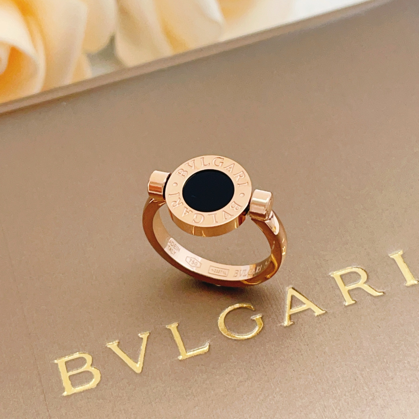 Bvlgari BVLGARI最新款，非常的上镜‼ 设计很特别值得入手 高级手工坊系列