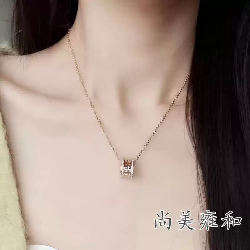 Bvlgari BVLGARI最新款，非常的上镜‼ 设计很特别值得入手 高级手工坊系列