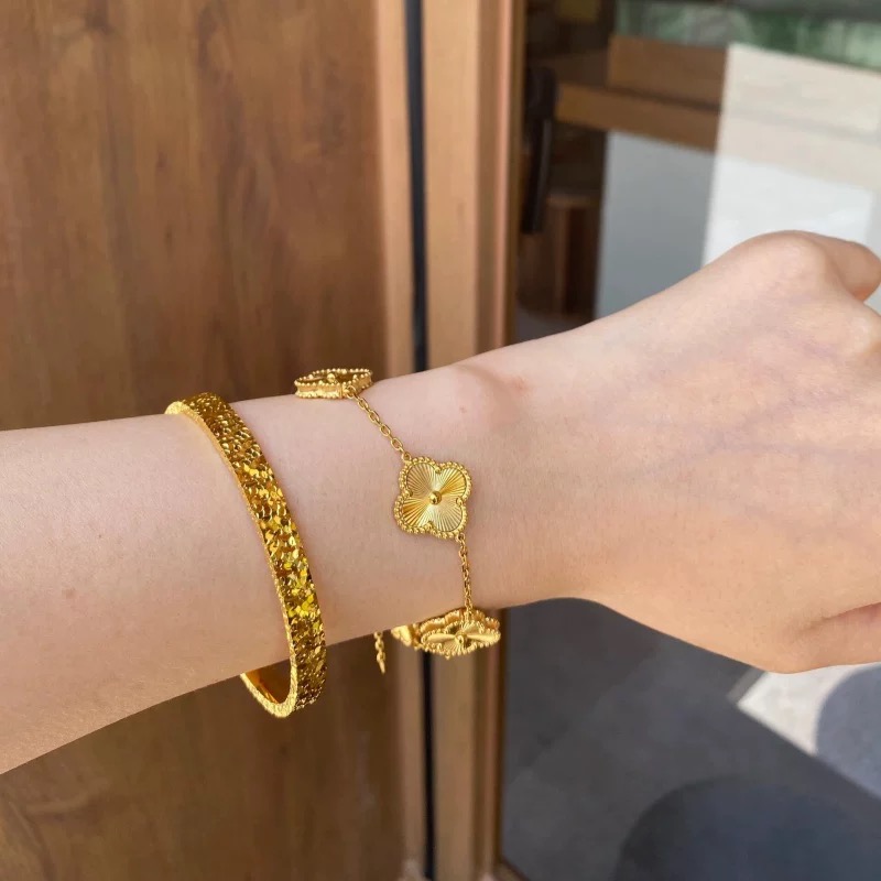 Pulsera Van Cleef Arpels Alhambra Oro amarillo Plata Oro rosa 19cm