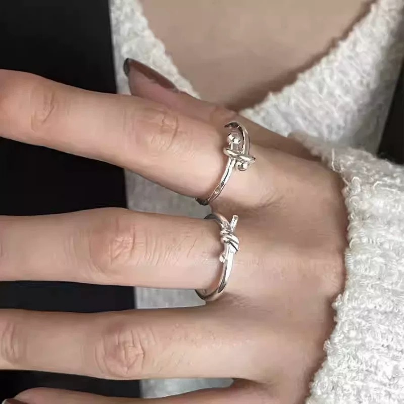 Tiffany & Co. Tiffany*帝芙尼最新款，非常的上镜‼ 设计很特别值得入手 高级手工坊系列