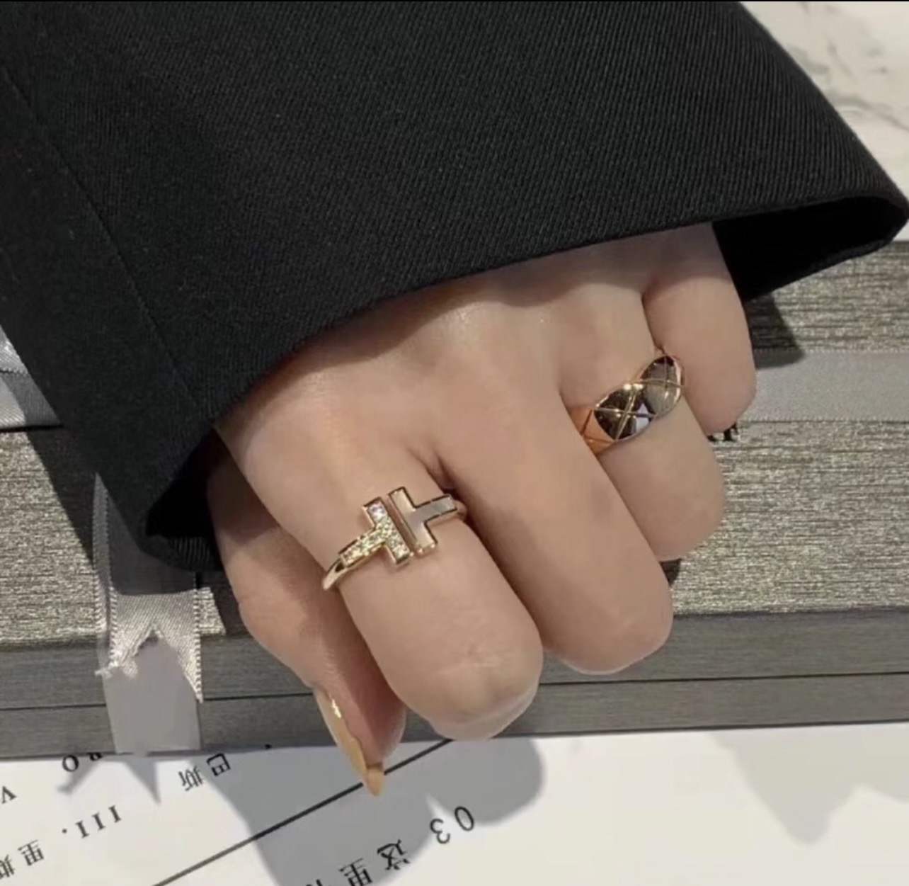 Tiffany & Co. Tiffany*帝芙尼最新款，非常的上镜‼ 设计很特别值得入手 高级手工坊系列