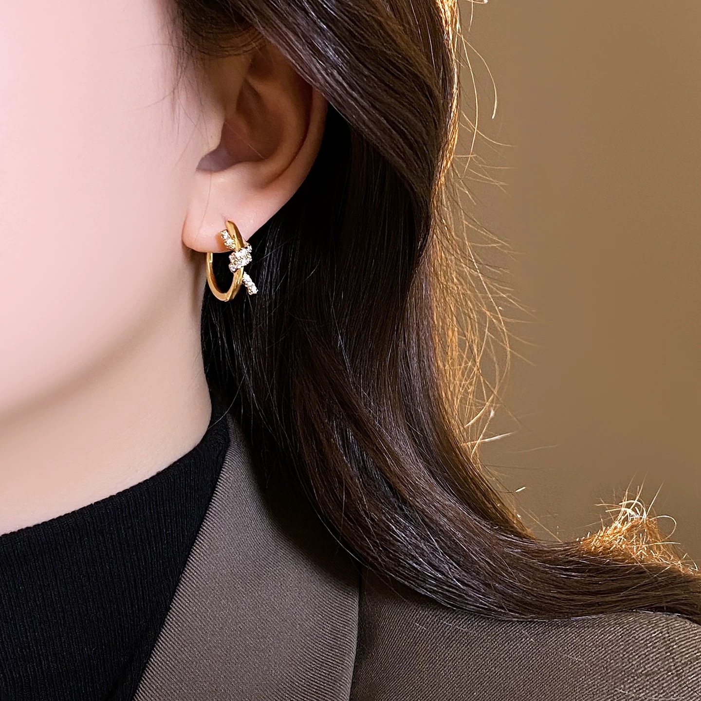 Tiffany & Co. Tiffany*帝芙尼最新款，非常的上镜‼ 设计很特别值得入手 高级手工坊系列