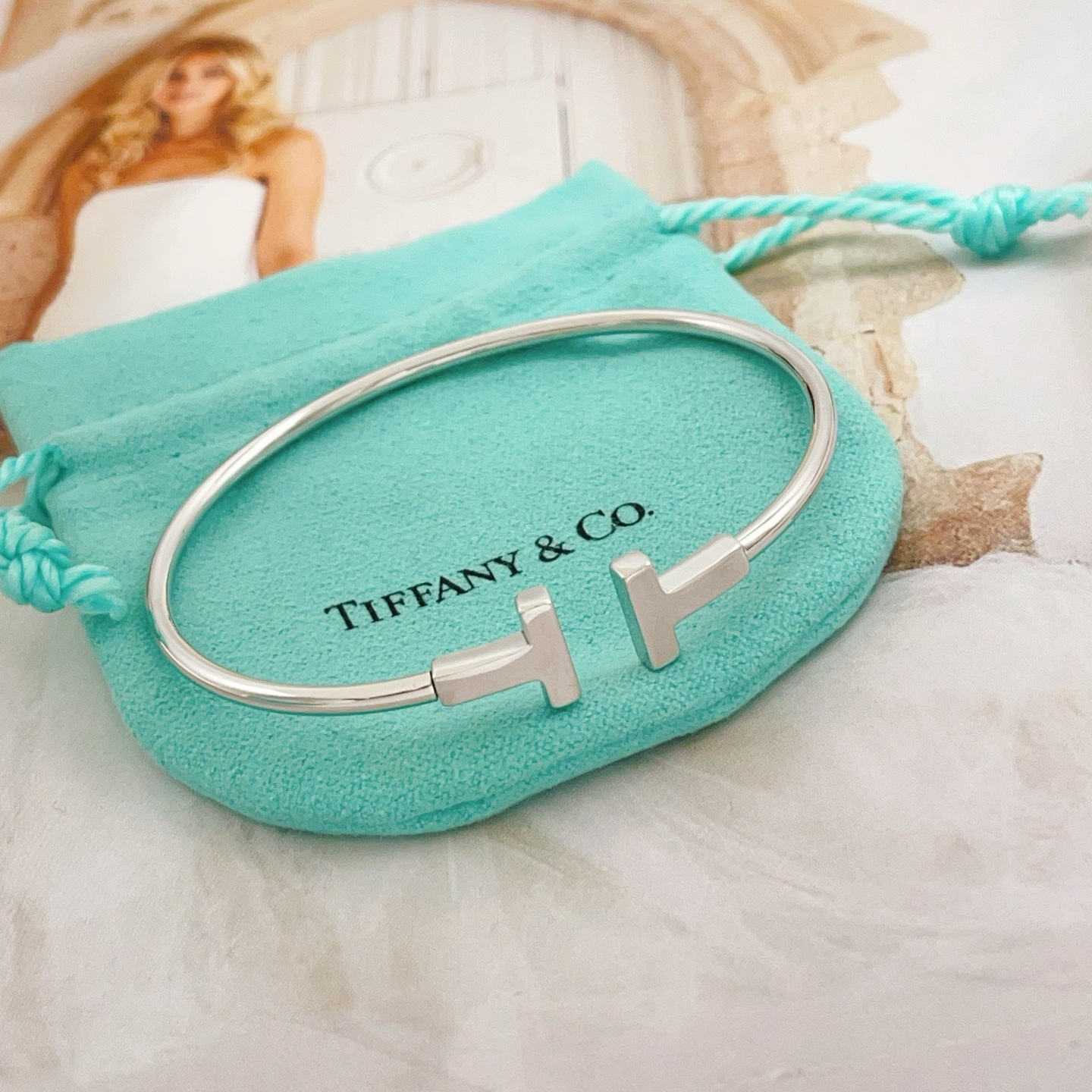 Tiffany & Co. Tiffany*帝芙尼最新款，非常的上镜‼ 设计很特别值得入手 高级手工坊系列
