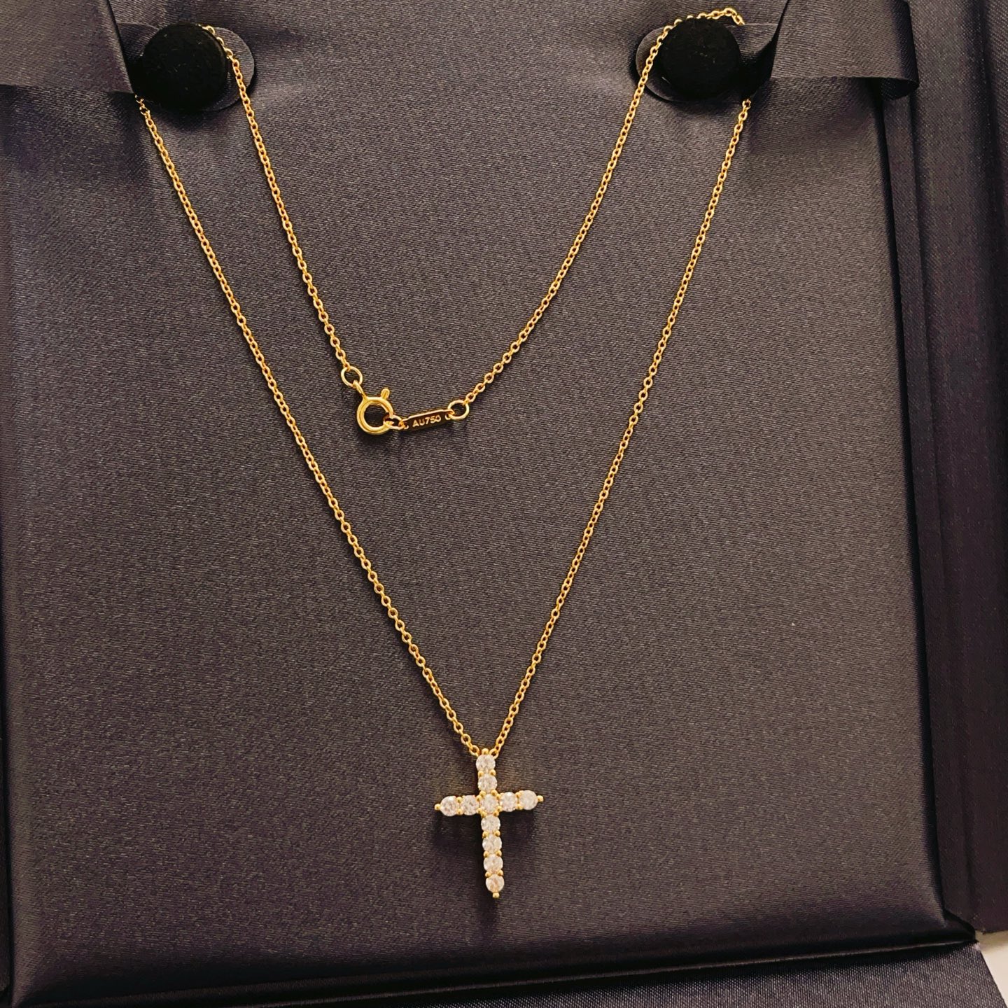 Tiffany & Co. Tiffany*帝芙尼最新款，非常的上镜‼ 设计很特别值得入手 高级手工坊系列