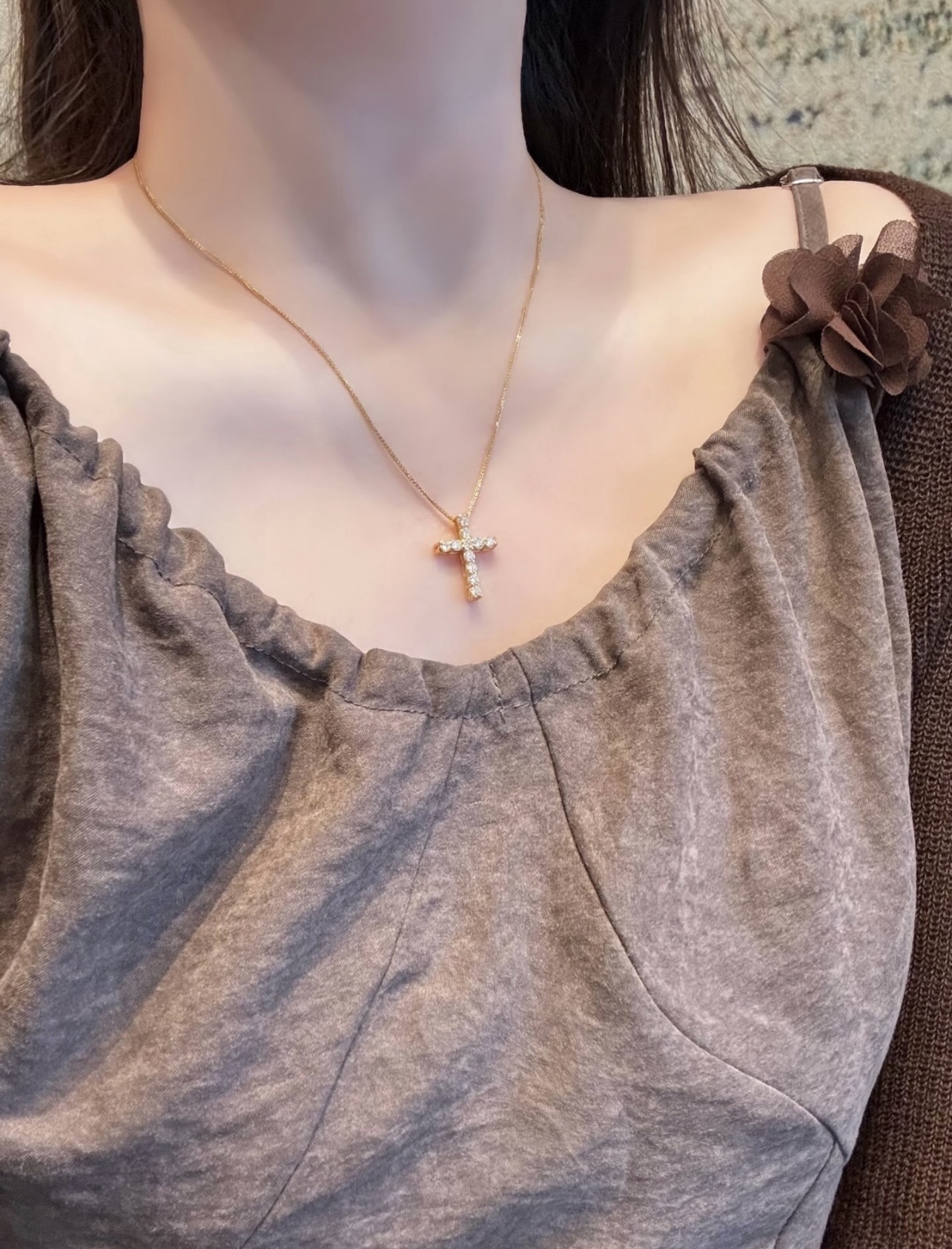 Tiffany & Co. Tiffany*帝芙尼最新款，非常的上镜‼ 设计很特别值得入手 高级手工坊系列