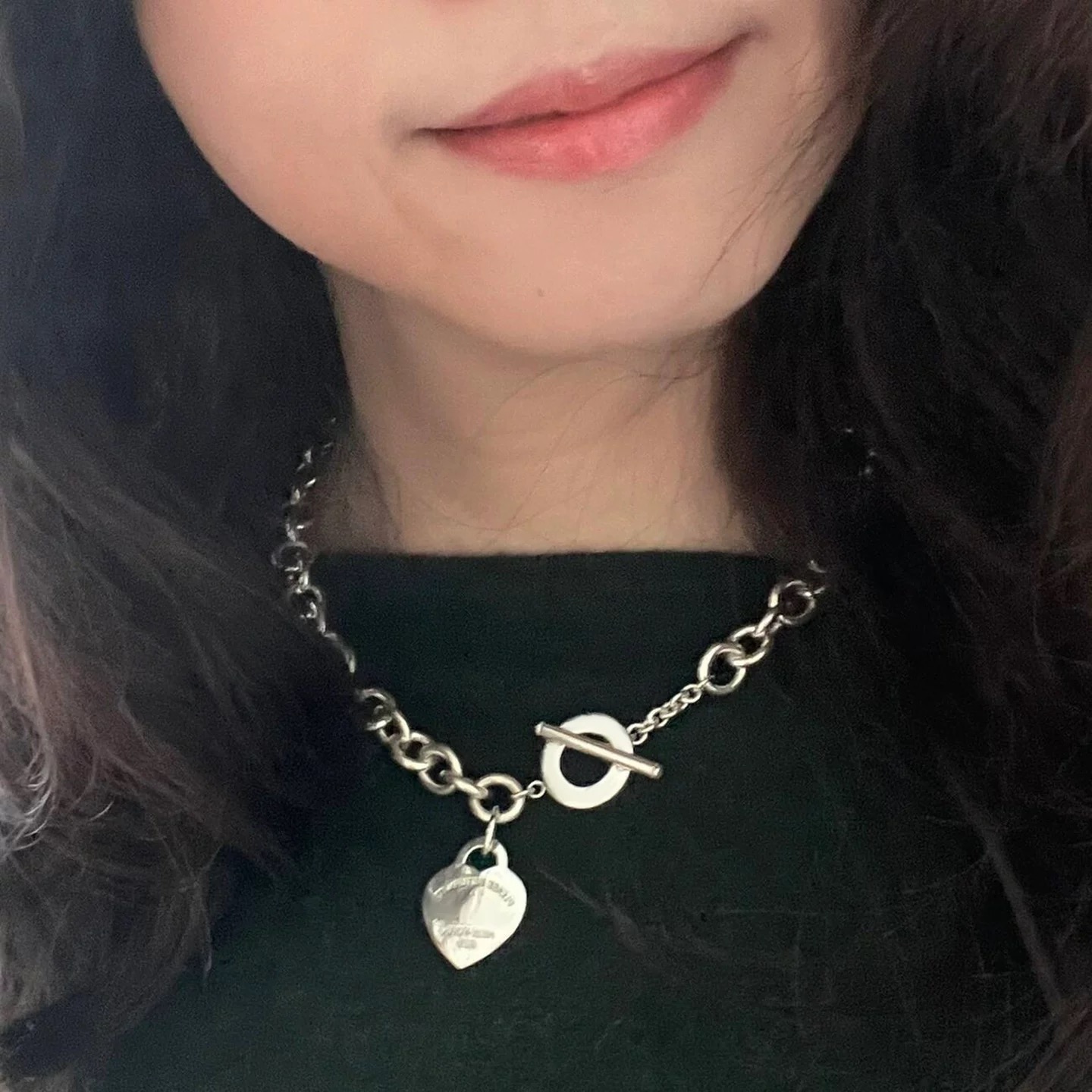Tiffany & Co. Tiffany*帝芙尼最新款，非常的上镜‼ 设计很特别值得入手 高级手工坊系列