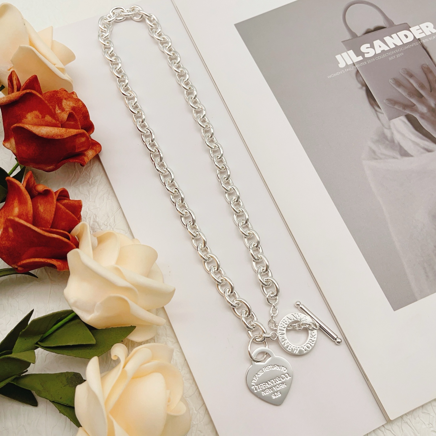 Tiffany & Co. Tiffany*帝芙尼最新款，非常的上镜‼ 设计很特别值得入手 高级手工坊系列