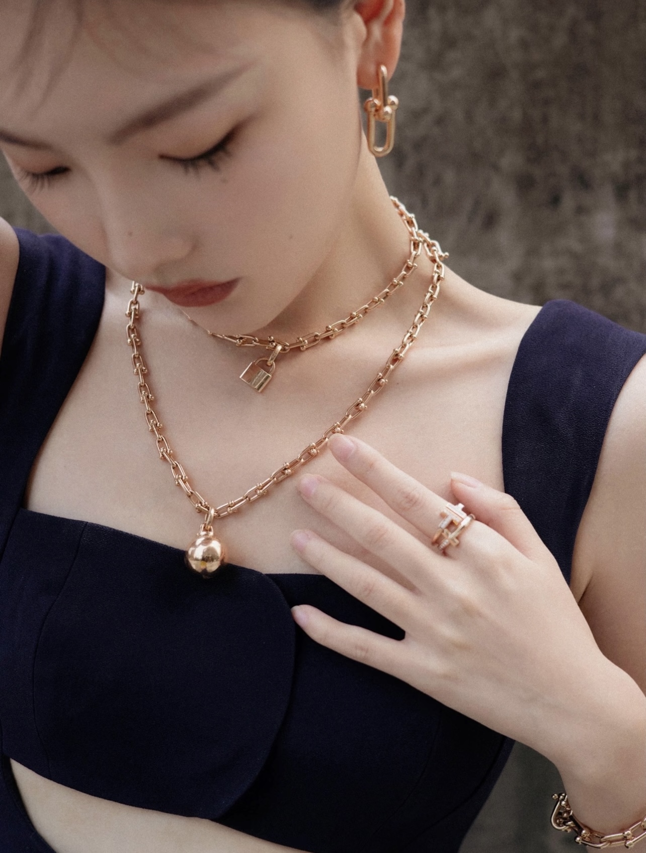 Tiffany & Co. Tiffany*帝芙尼最新款，非常的上镜‼ 设计很特别值得入手 高级手工坊系列