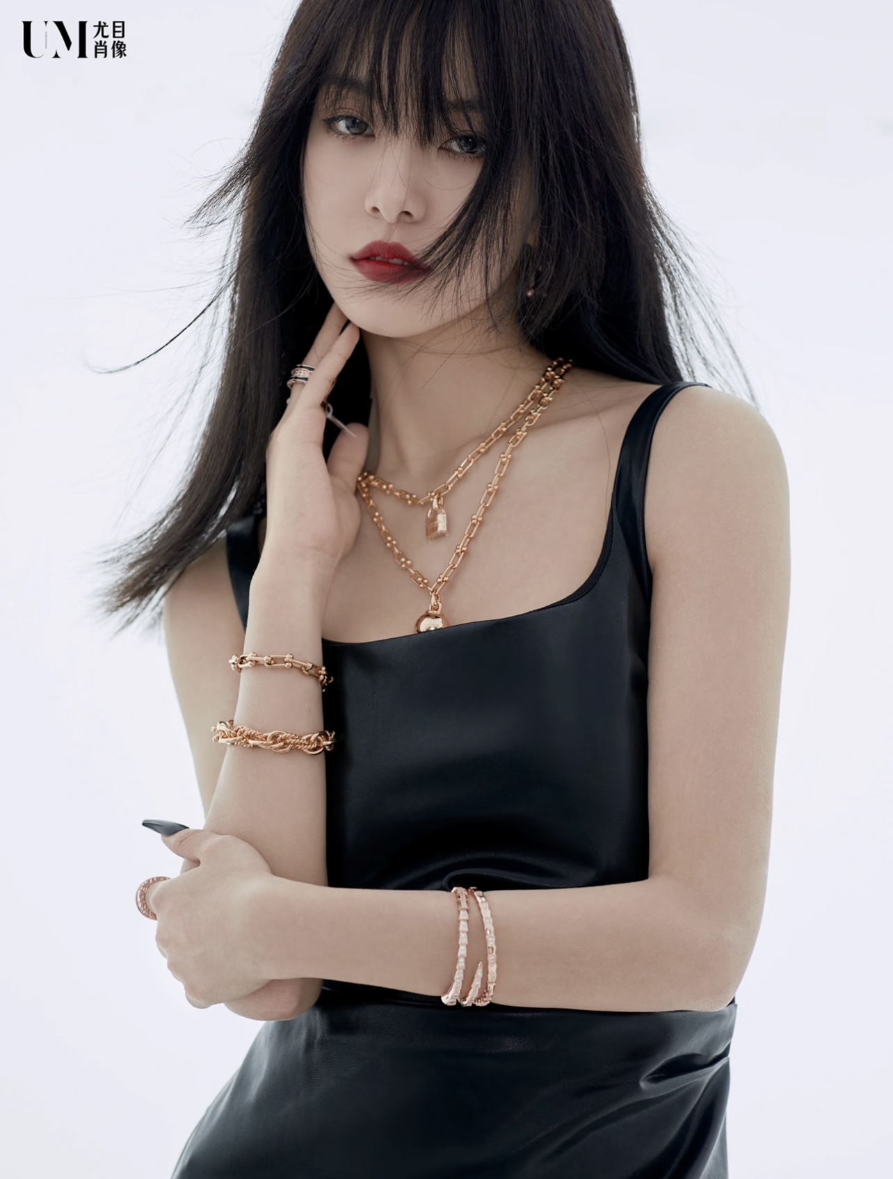 Tiffany & Co. Tiffany*帝芙尼最新款，非常的上镜‼ 设计很特别值得入手 高级手工坊系列