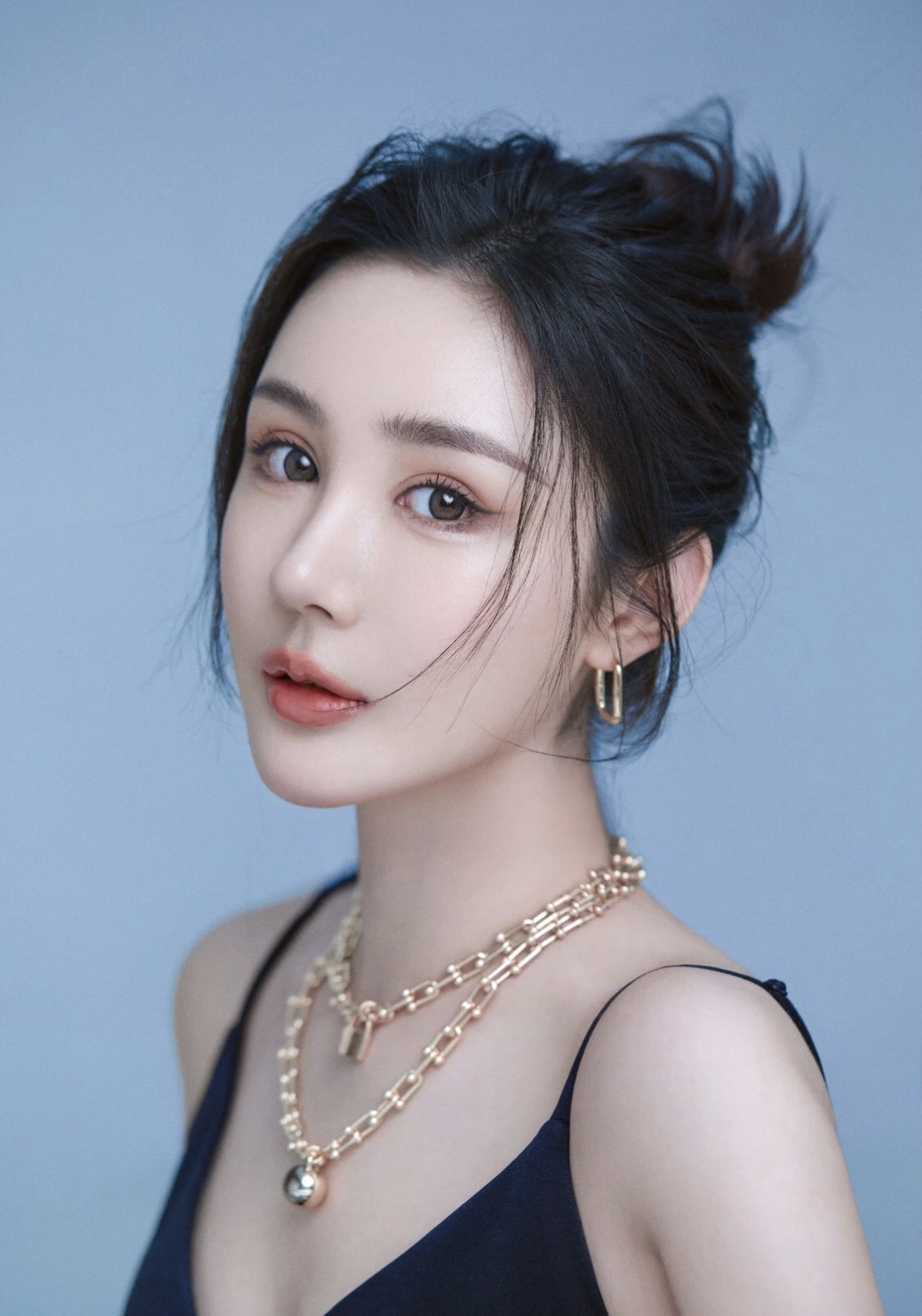 Tiffany & Co. Tiffany*帝芙尼最新款，非常的上镜‼ 设计很特别值得入手 高级手工坊系列